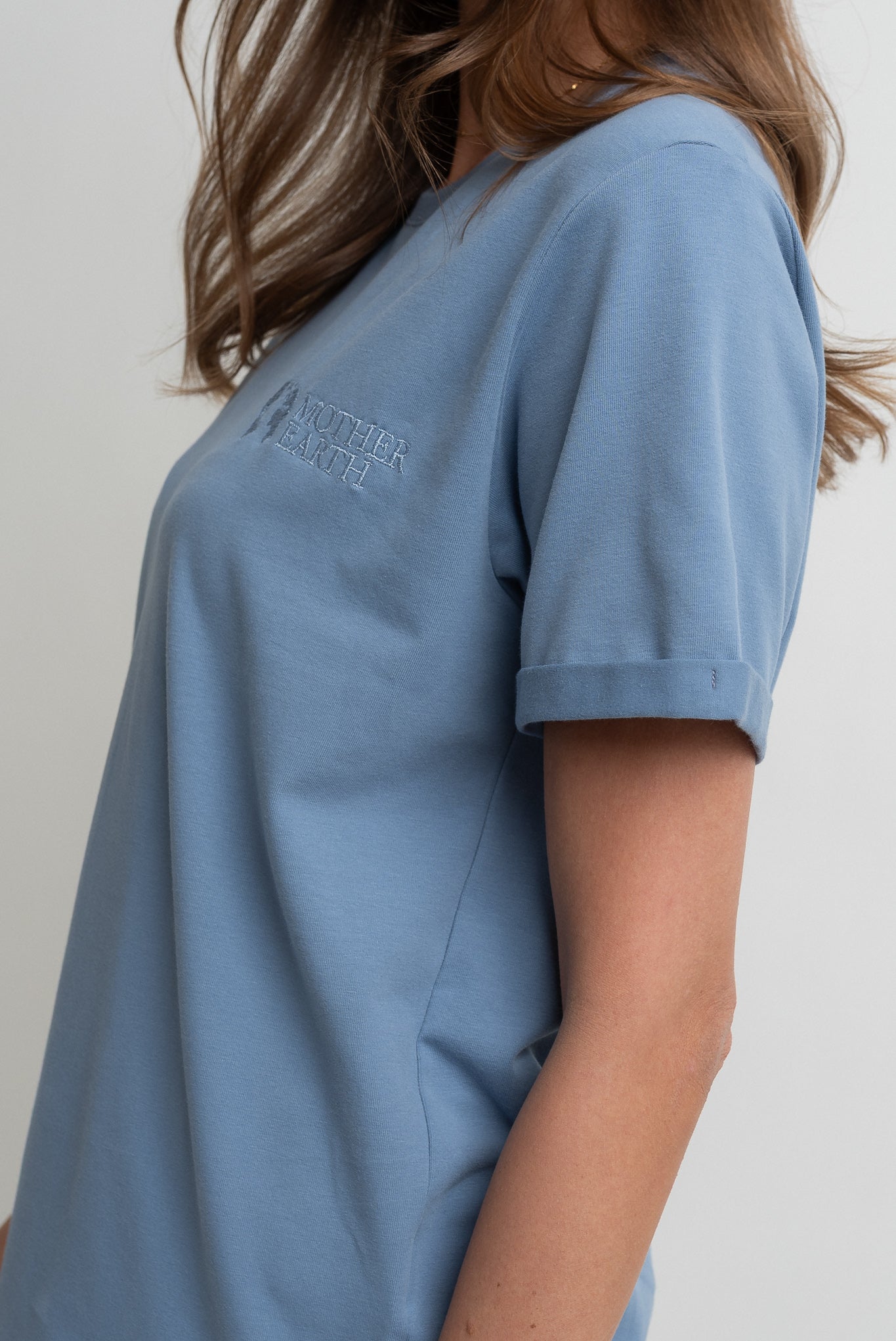WOMEN'S DARK BLUE T-SHIRT - MORAINE