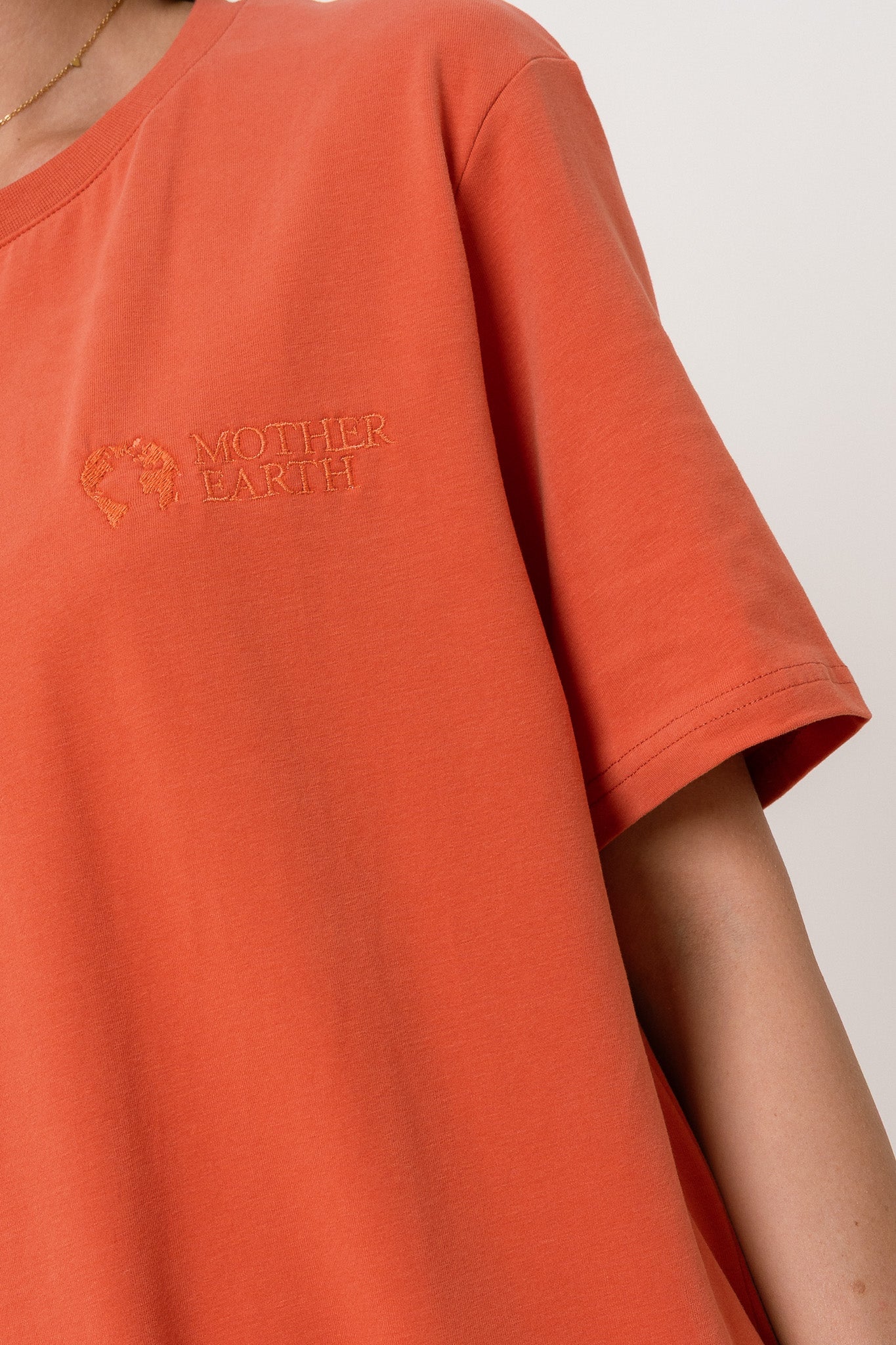 OVERSIZED ORANGE T-SHIRT - HURON