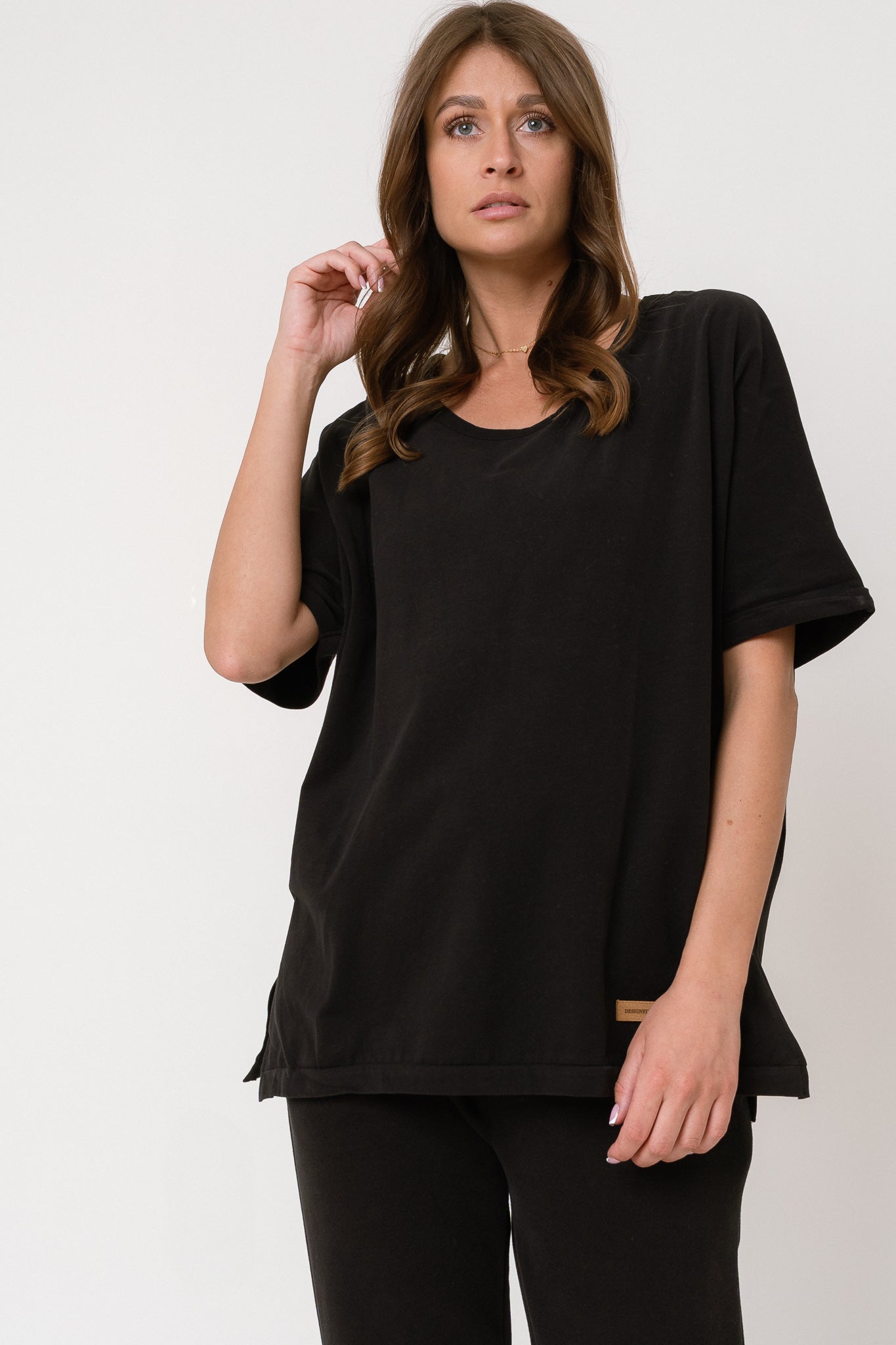 WOMEN'S BLACK T-SHIRT - EGADA
