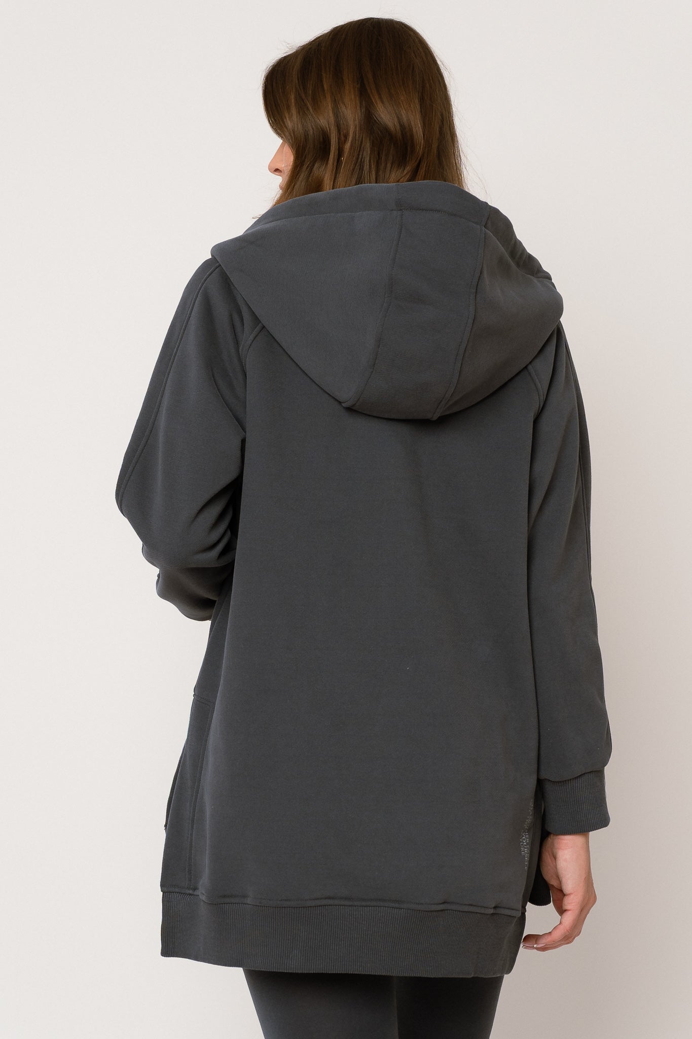 LONG ZIPPERED HOODIE, GRAPHITE - ESMERALDA