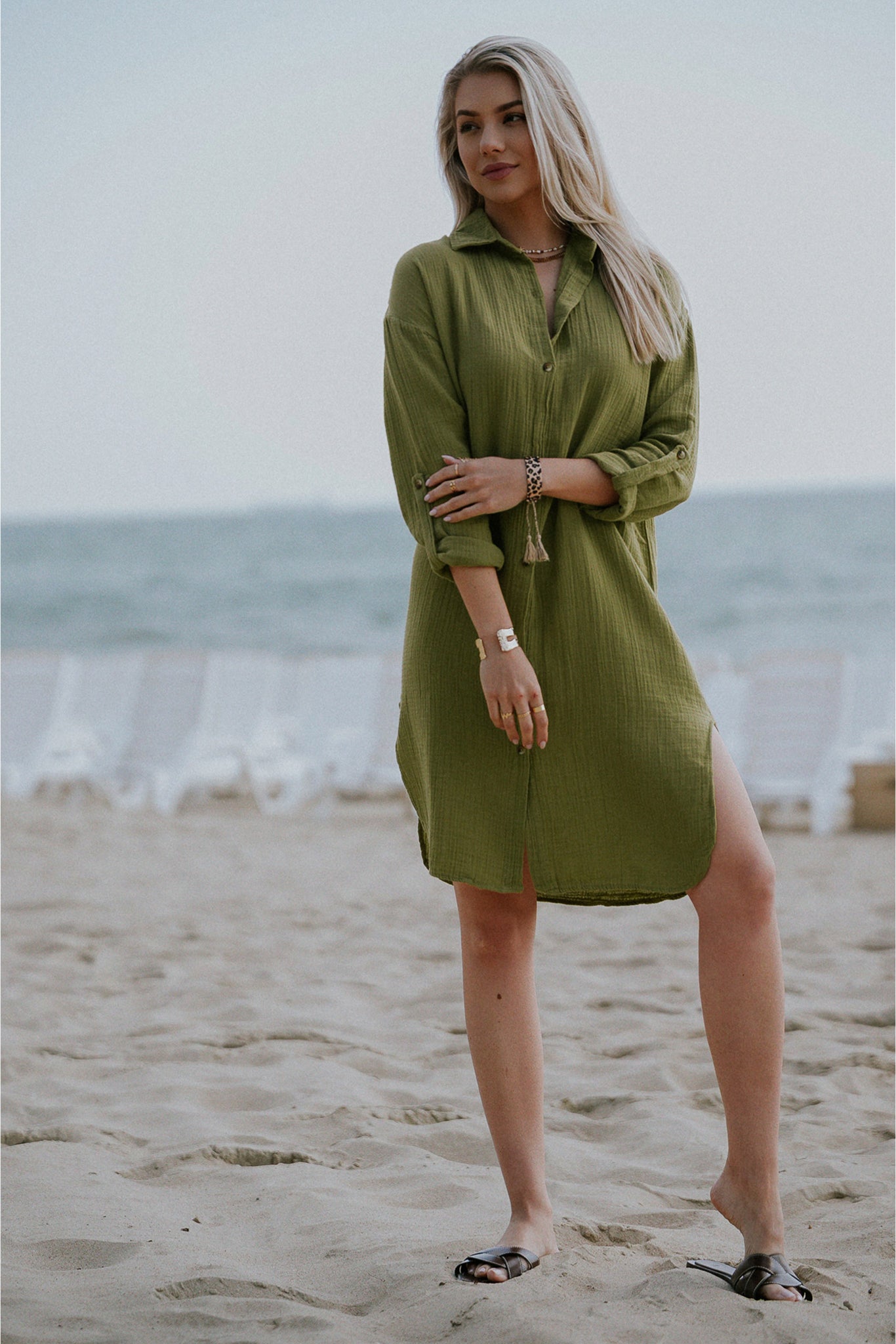 GREEN MUSLIN DRESS - NIOBE Mother Earth GREEN MUSLIN DRESS - NIOBE Mother Earth