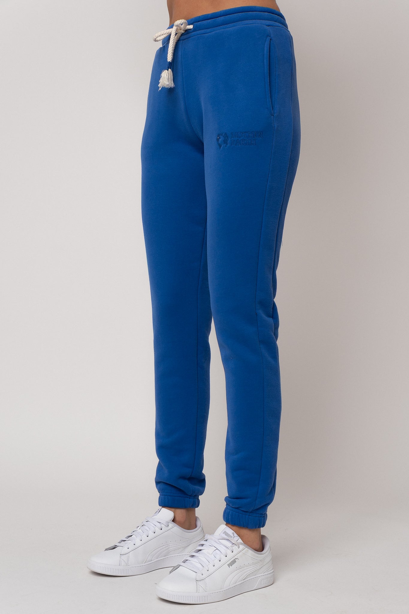 FITTED CORNFLOWER BLUE TRACKSUITS - ITAKA