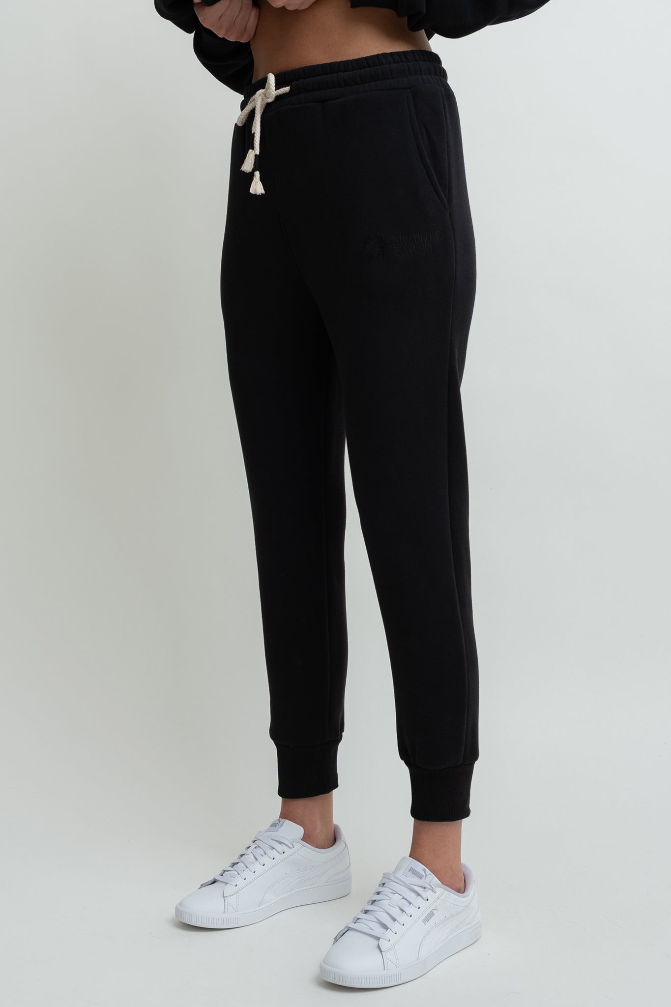 BLACK JOGGER TROUSERS - BEGERA