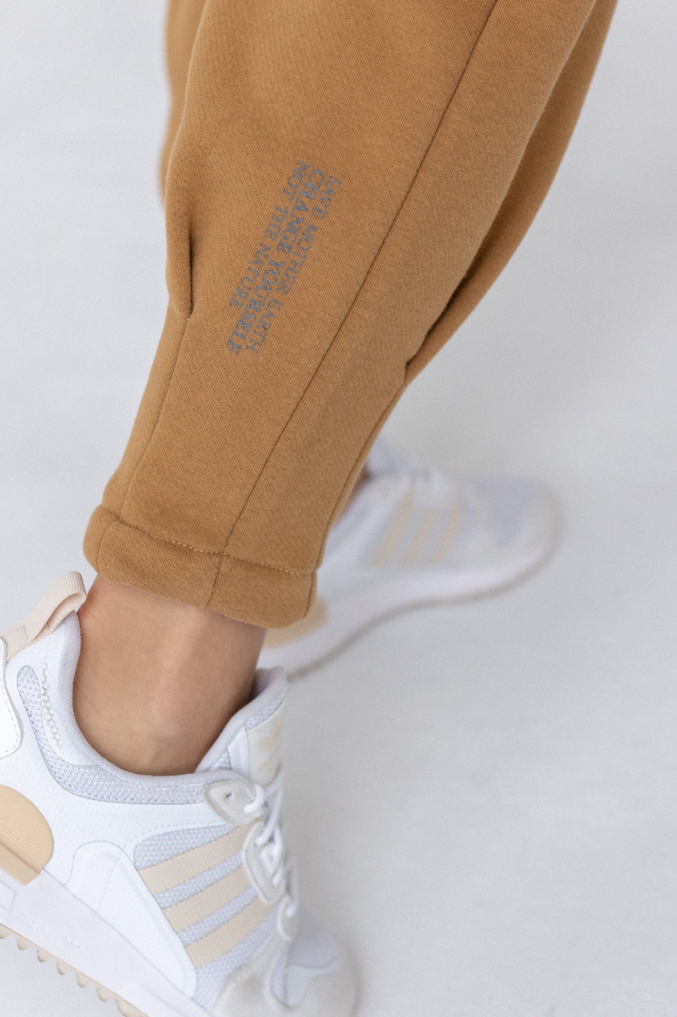 ANACAPA TAPERED LEG SWEATPANTS LIGHT BROWN