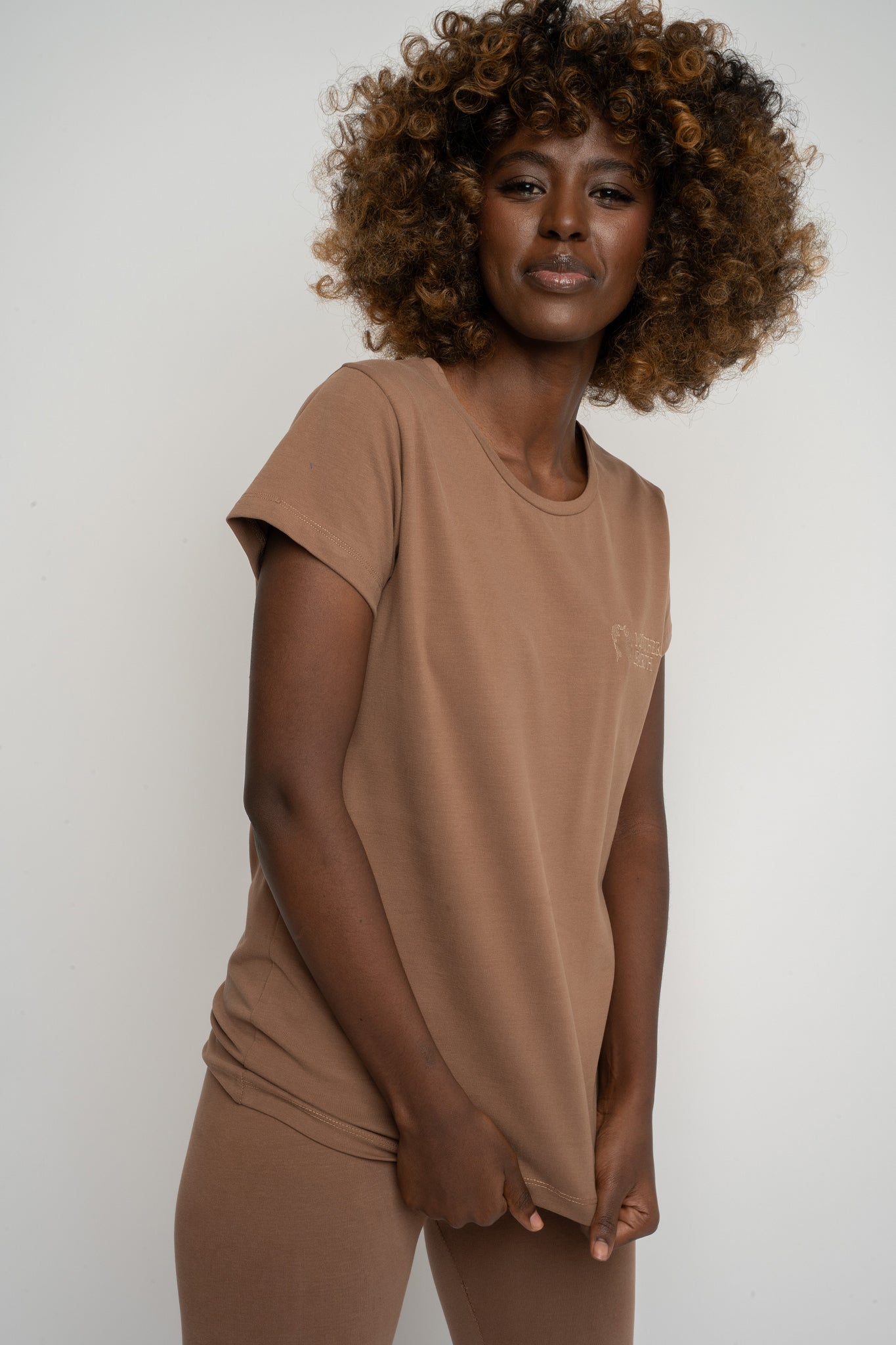 WOMEN'S BROWN T-SHIRT - PETIT
