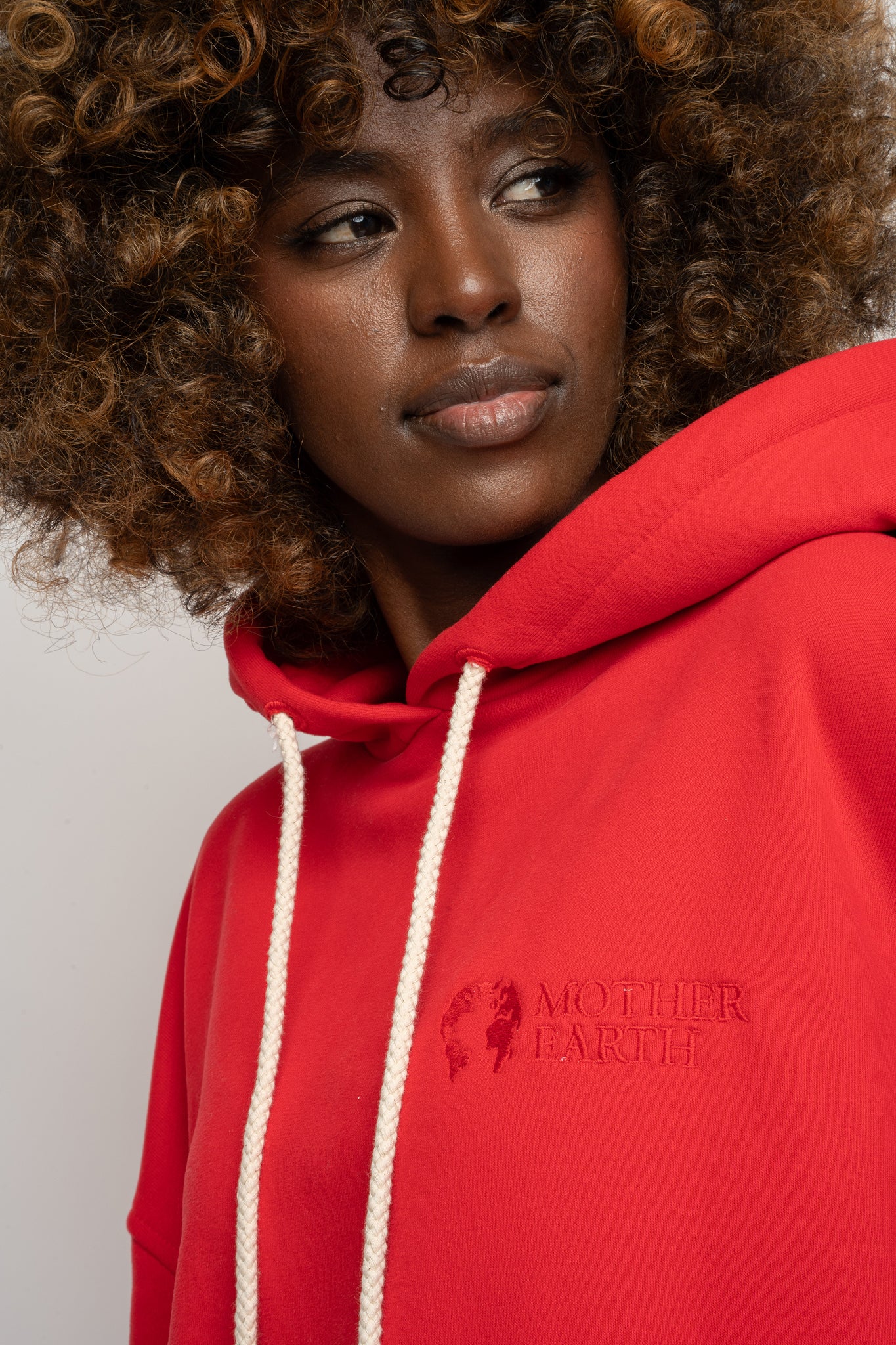 RED HOODIE - MOHELI