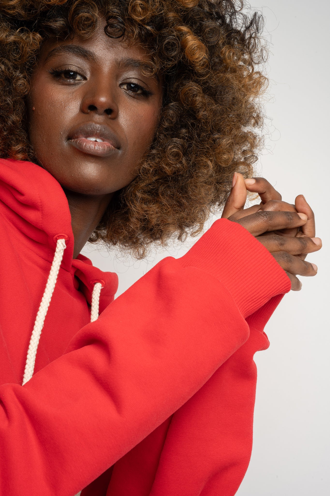 RED HOODIE - MOHELI