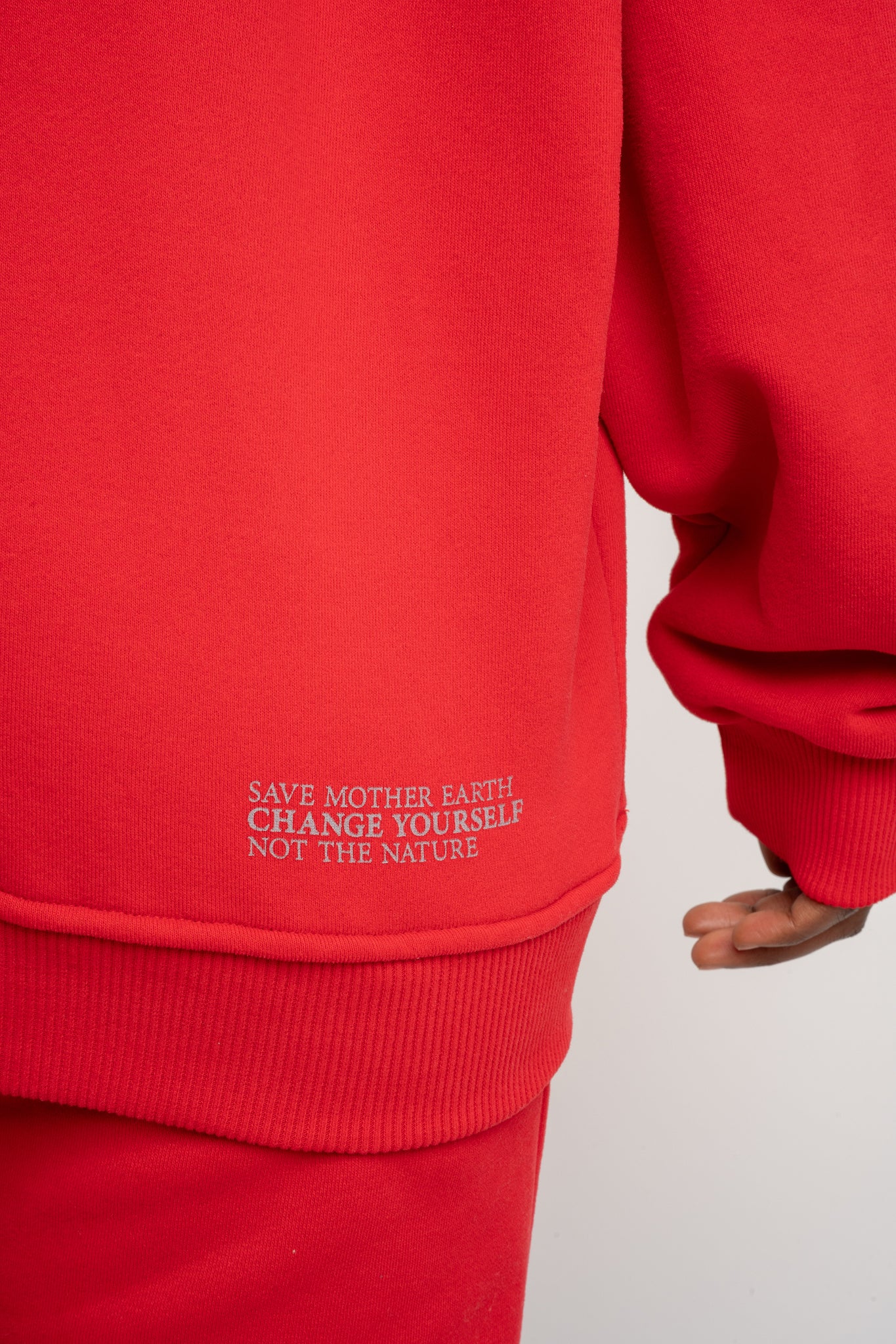 RED HOODIE - MOHELI