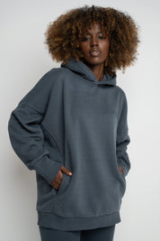 BLUZA OVERSIZE Z KAPTUREM GRAFITOWA- EGERIA