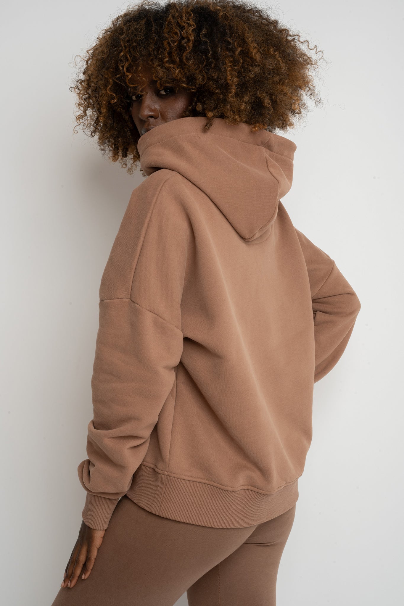 BROWN HOODIE - MURIA