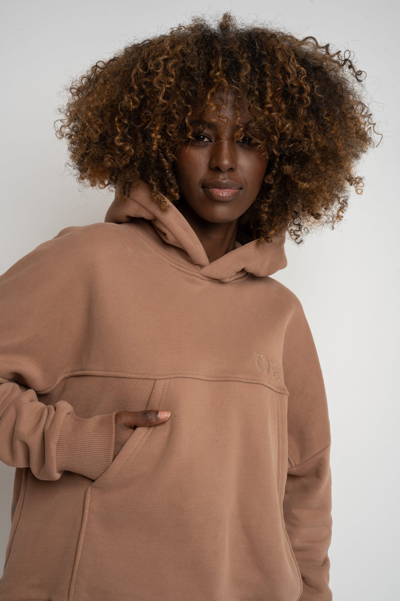 BROWN HOODIE - MURIA
