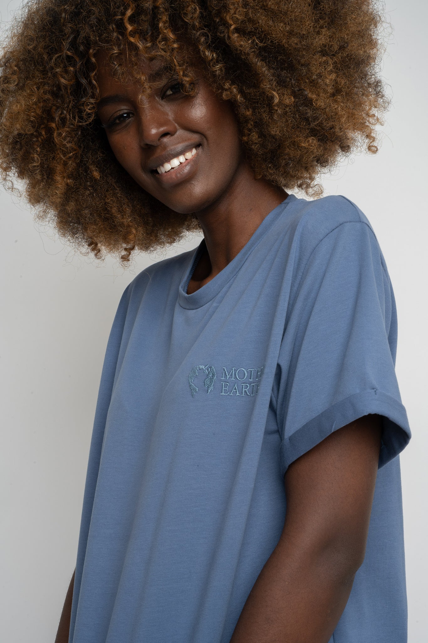 WOMEN'S NAVY BLUE T-SHIRT - MORAINE