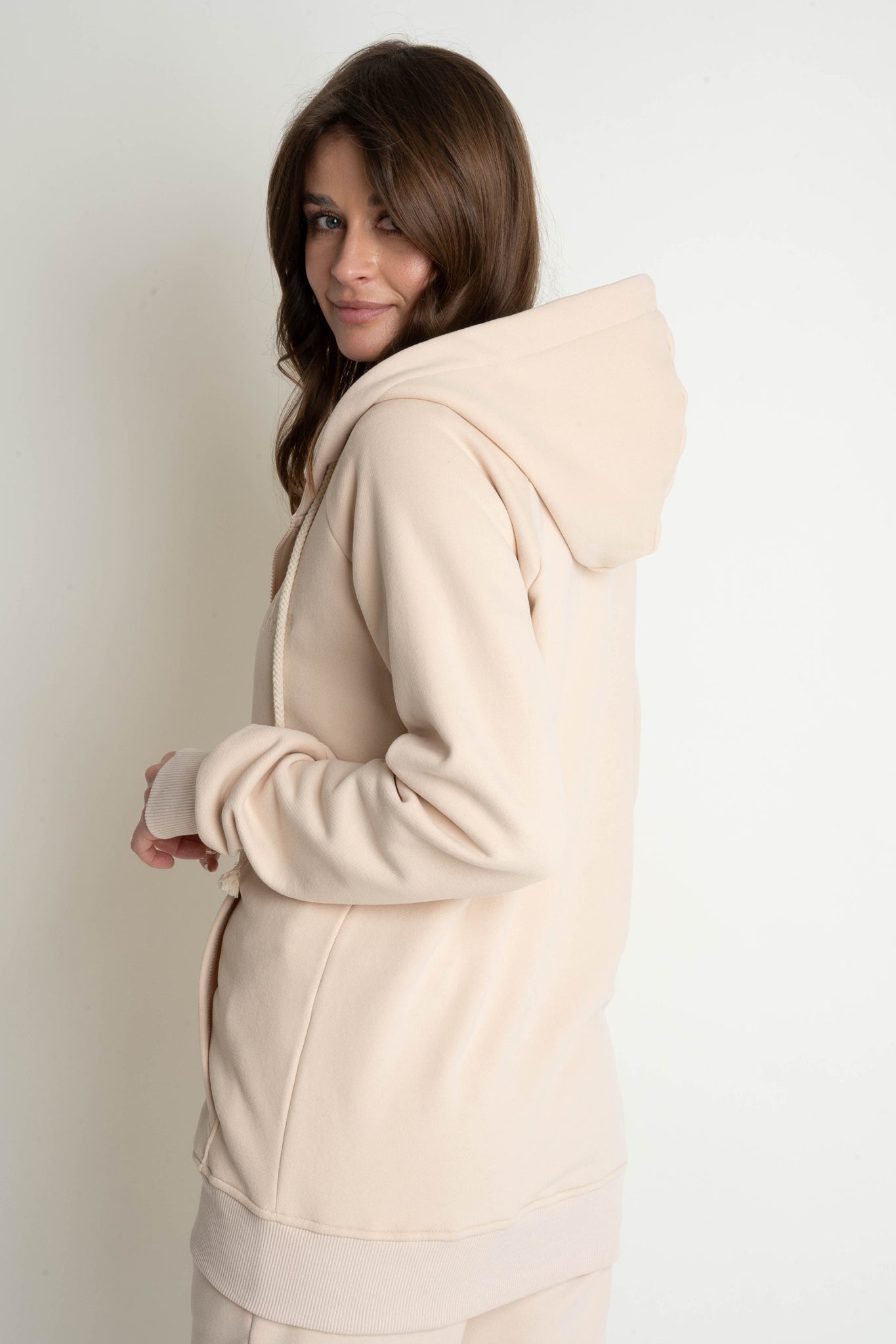 BEIGE ZIPPER HOODIE - ARINA