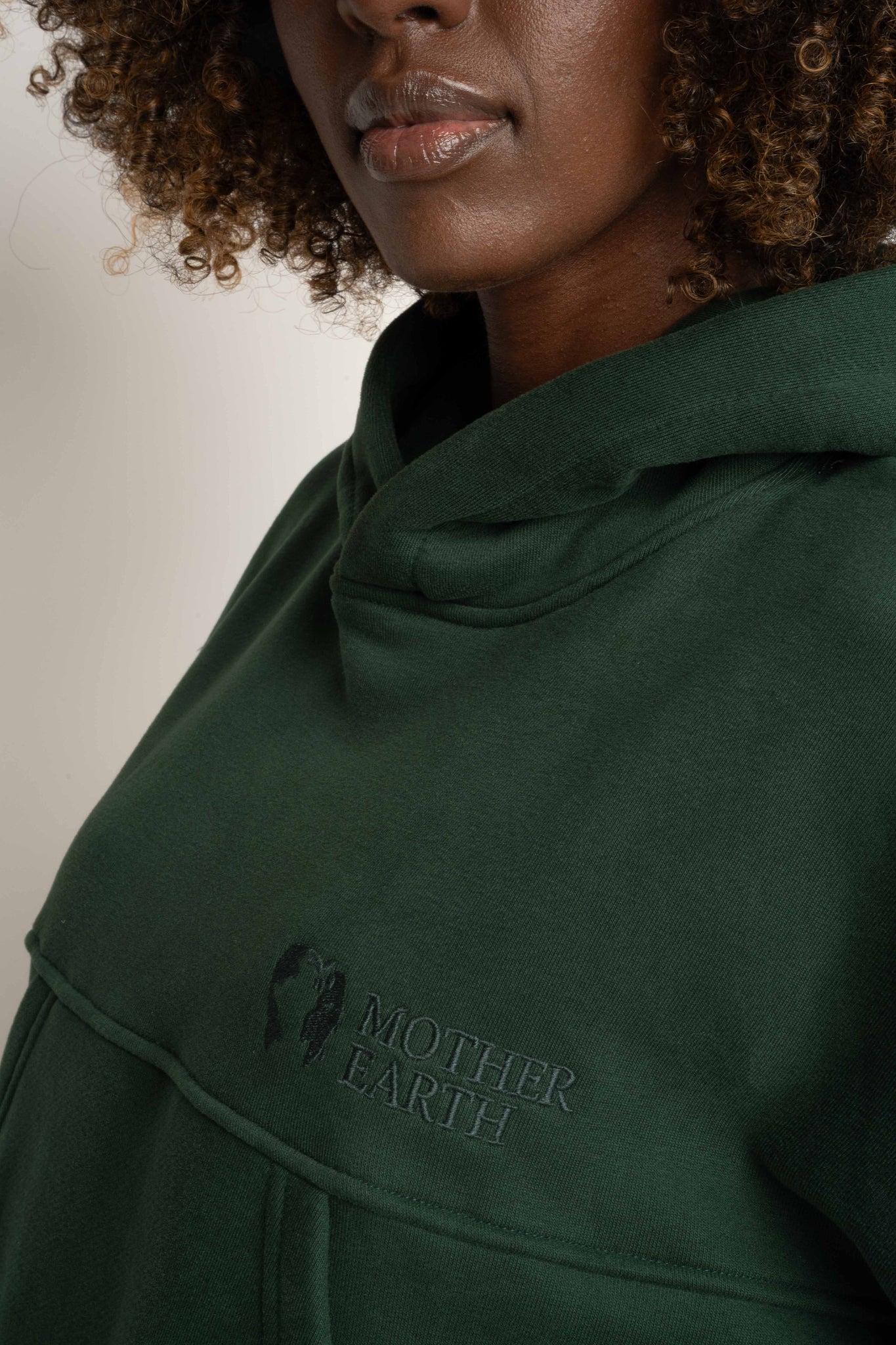 DARK GREEN HOODIE - MURIA