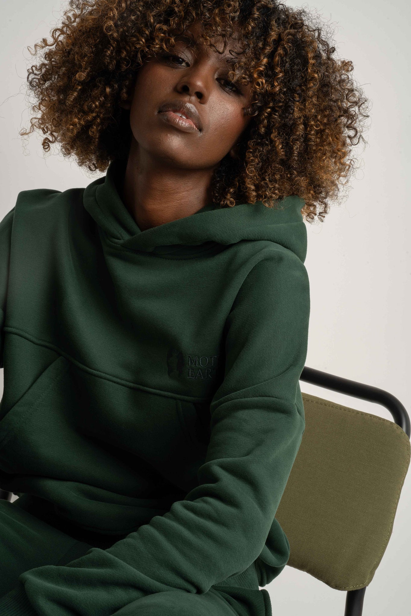 DARK GREEN HOODIE - MURIA