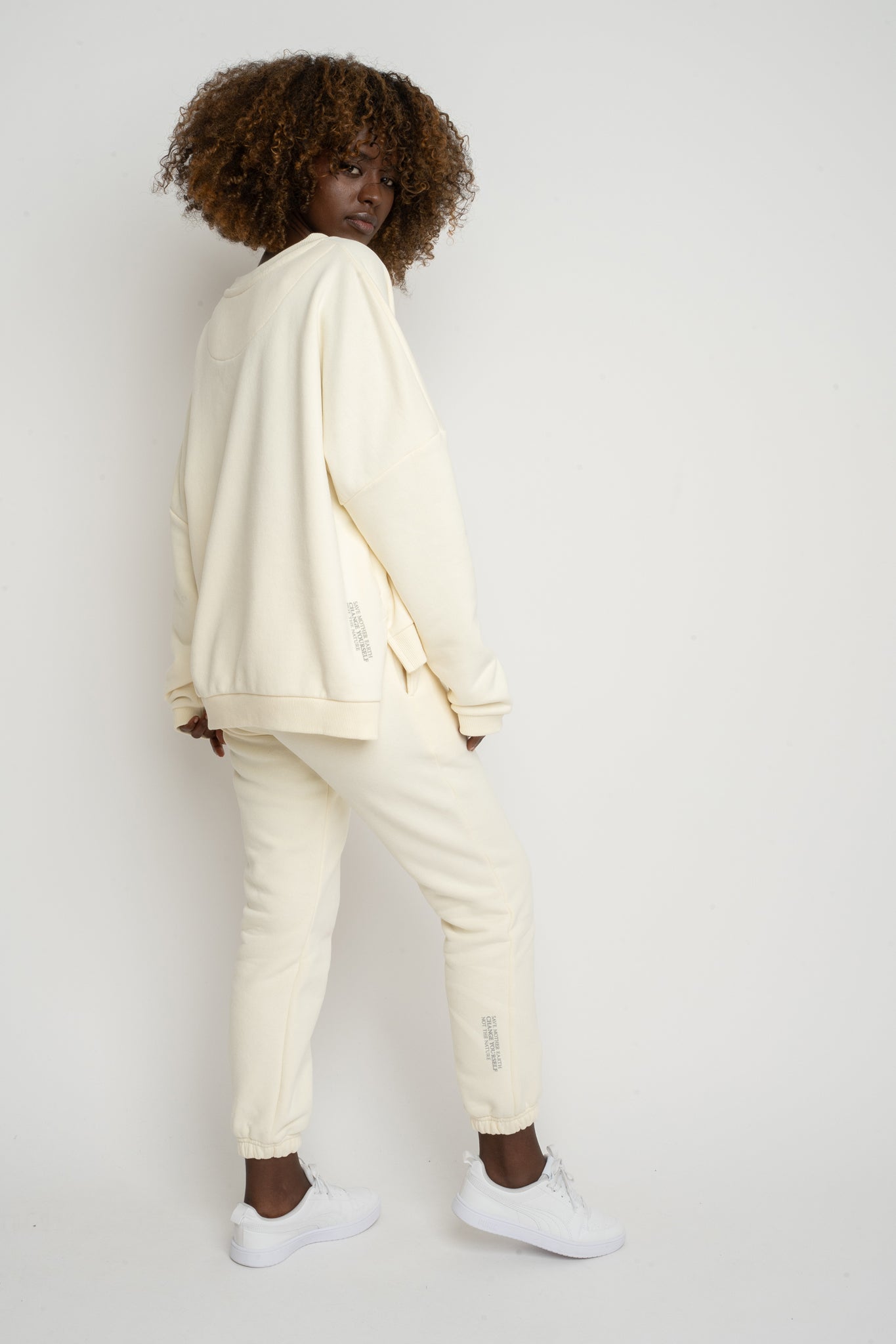 ECRU-COOK REGULAR FIT SWEATSHIRT WITH LONG BACK