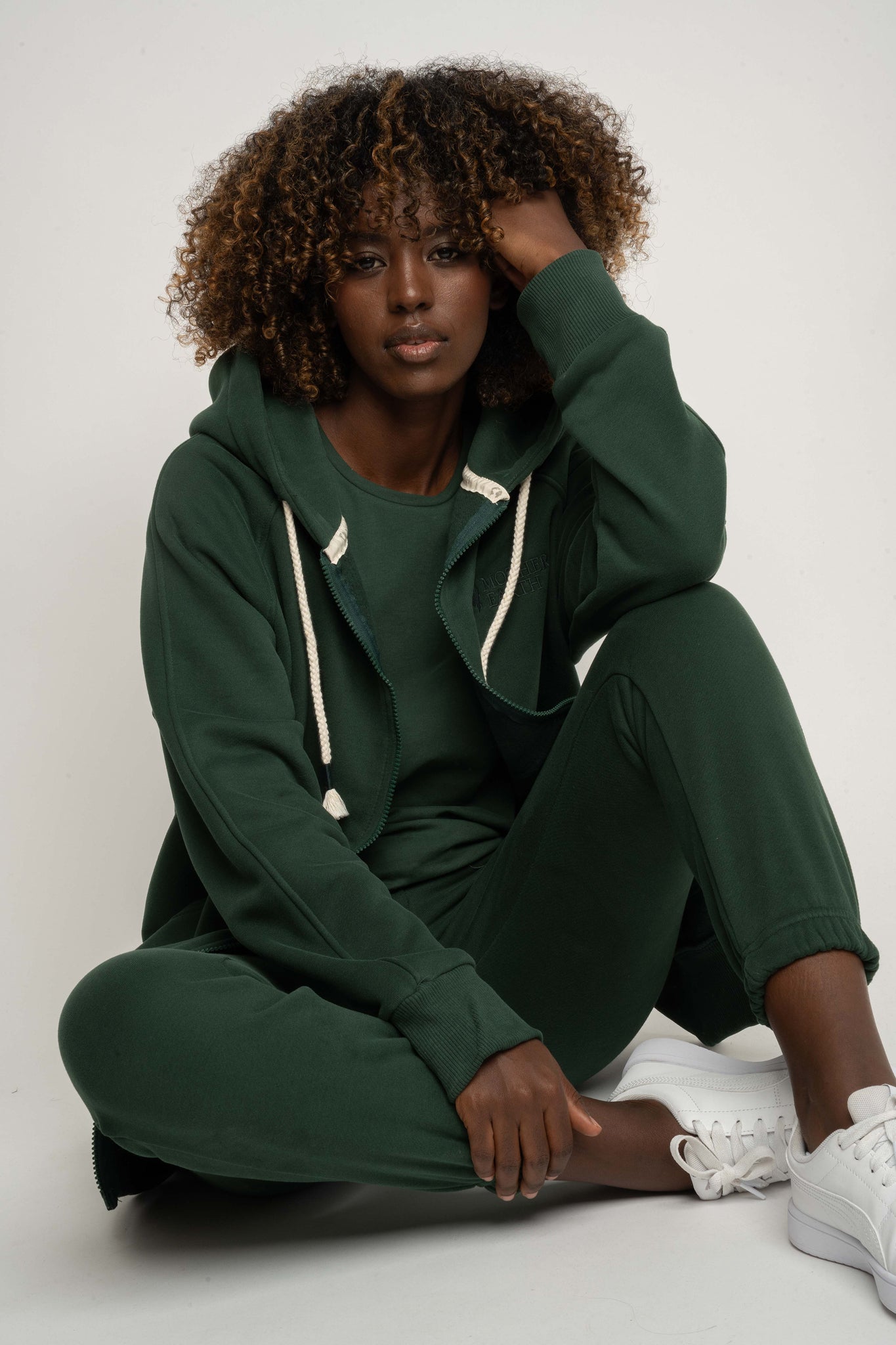 OVERSIZE DARK GREEN HOODIE - ESMERALDA
