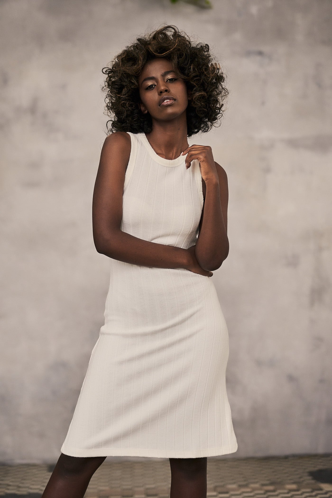 FITTED DRESS WITH STRAPS LIGHT GREY - ANJOU