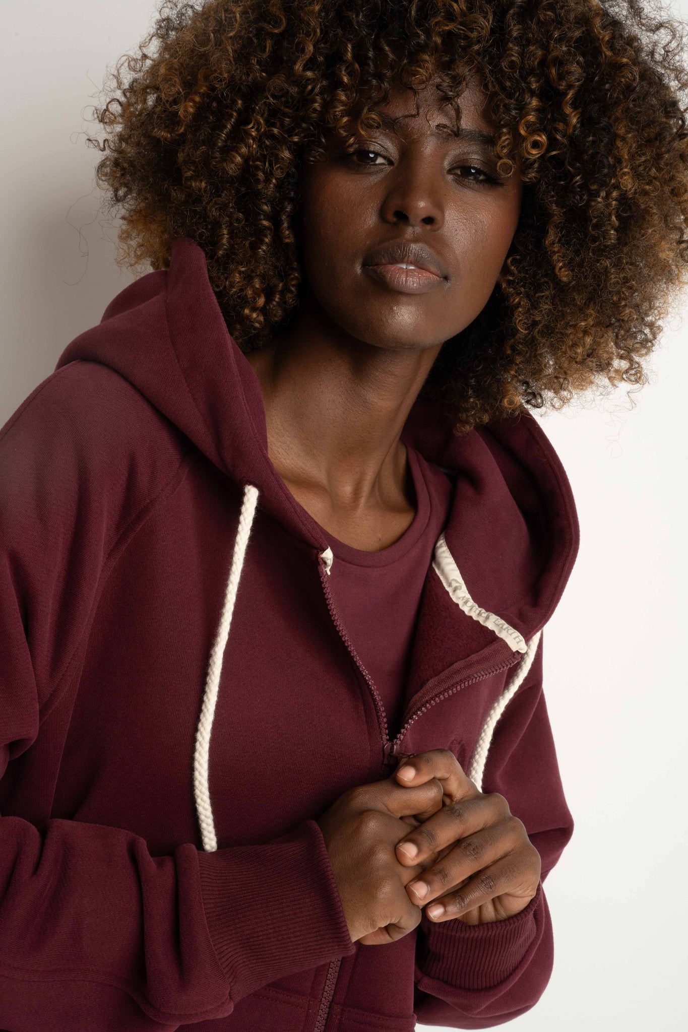 OVERSIZED BURGUNDY HOODIE - ESMERALDA
