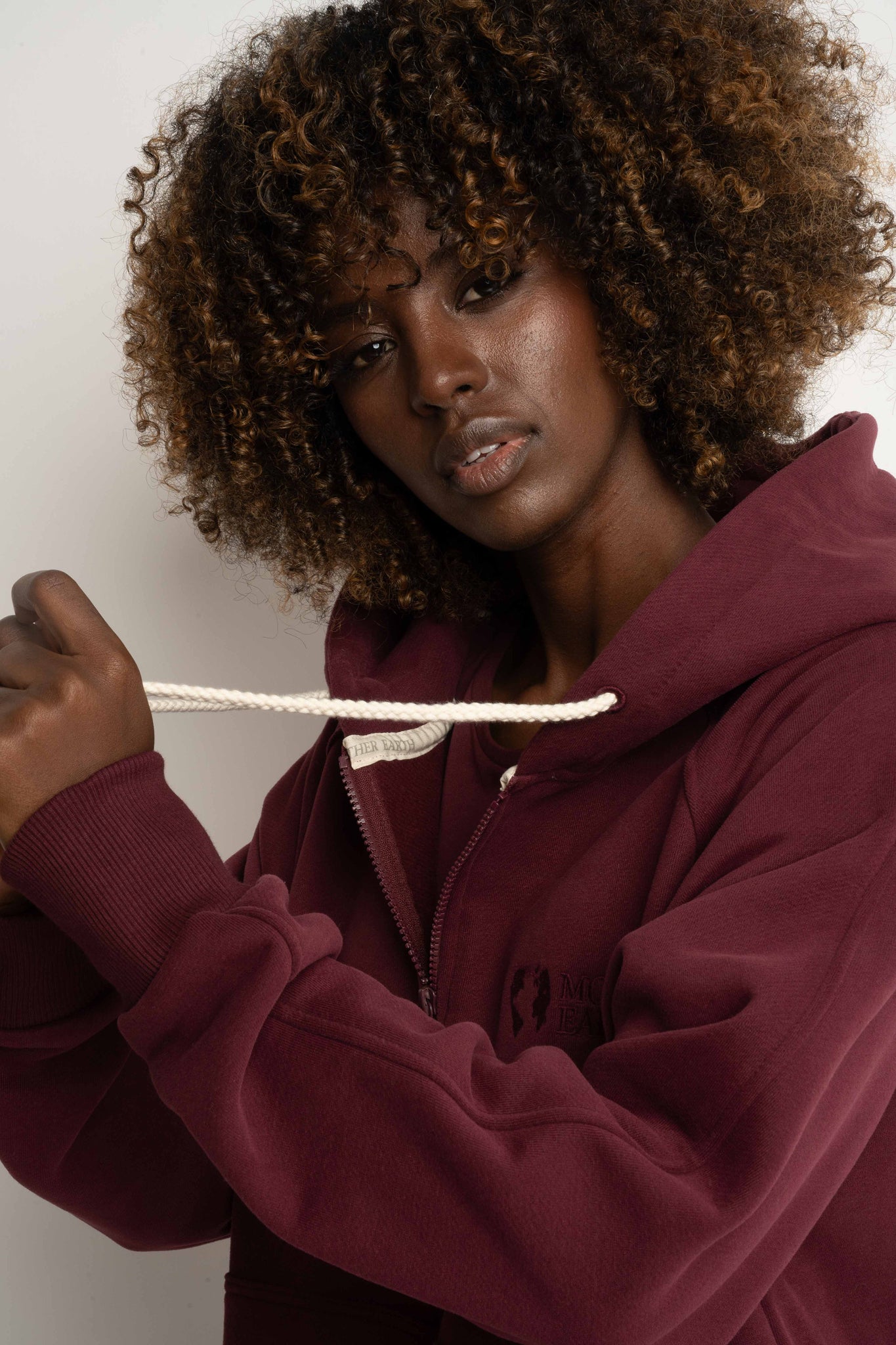 OVERSIZED BURGUNDY HOODIE - ESMERALDA