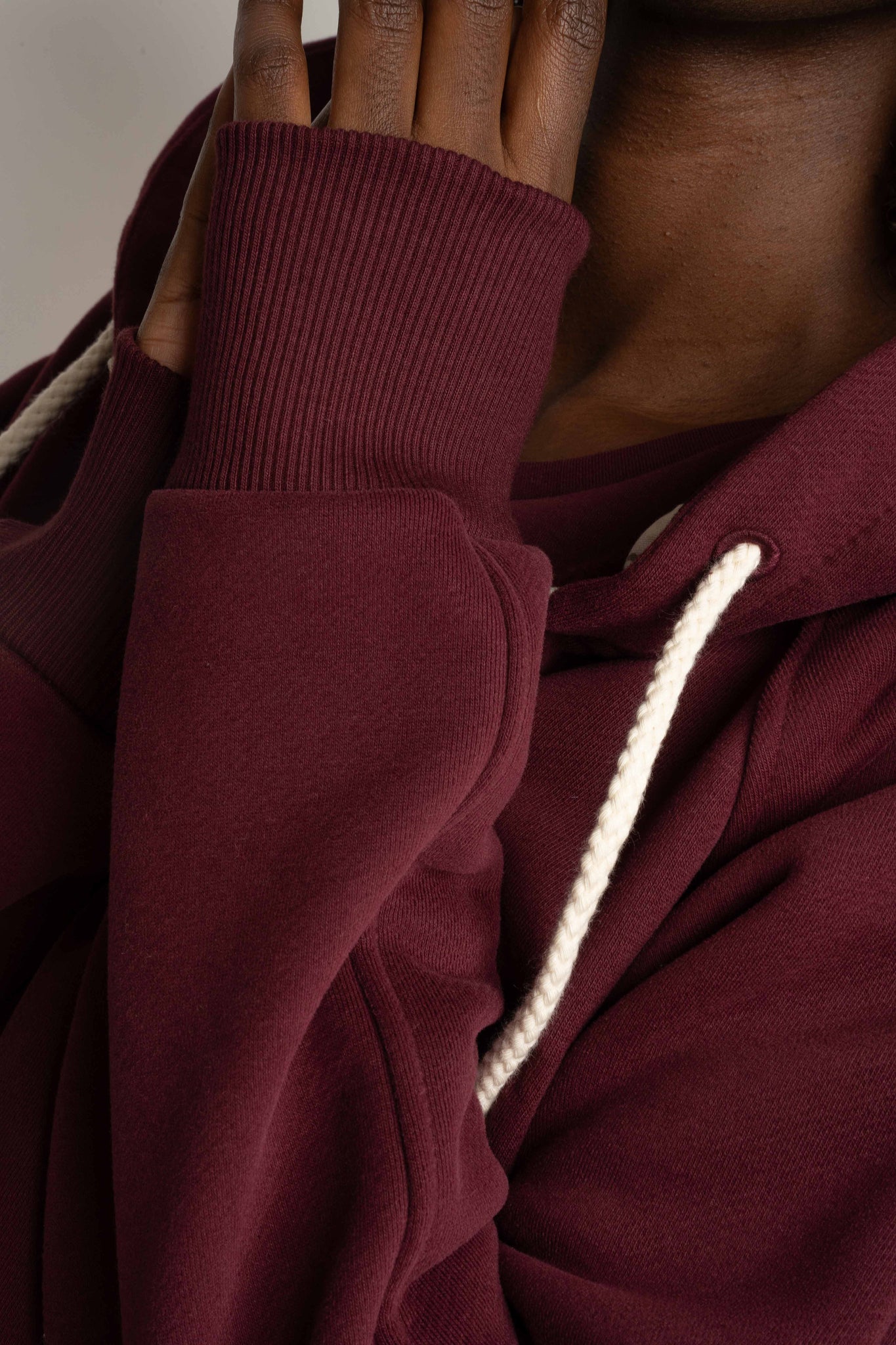OVERSIZED BURGUNDY HOODIE - ESMERALDA