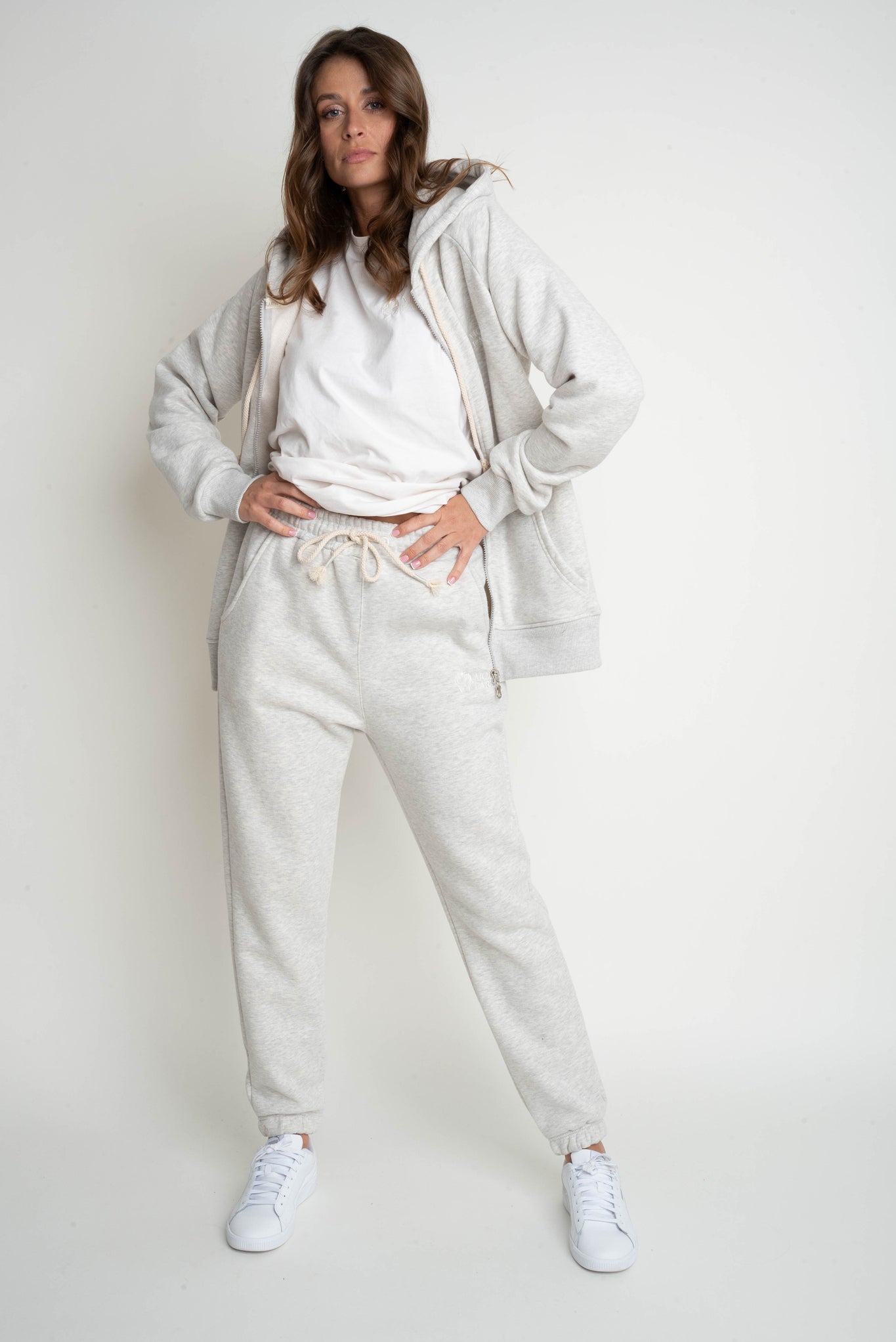 REGULAR FIT LIGHT GREY MELANGE SWEATPANTS - MILOS