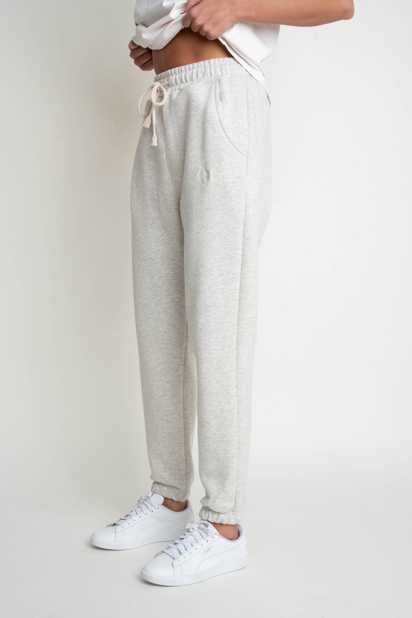 REGULAR FIT LIGHT GREY MELANGE SWEATPANTS - MILOS