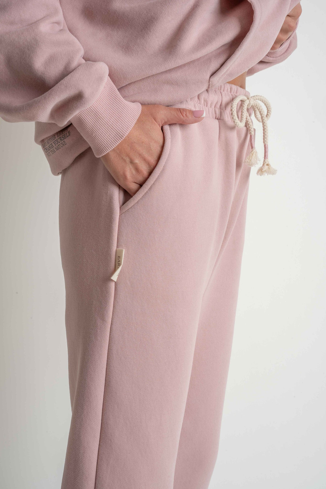 LIGHT PINK JOGGER TROUSERS - BEGERA
