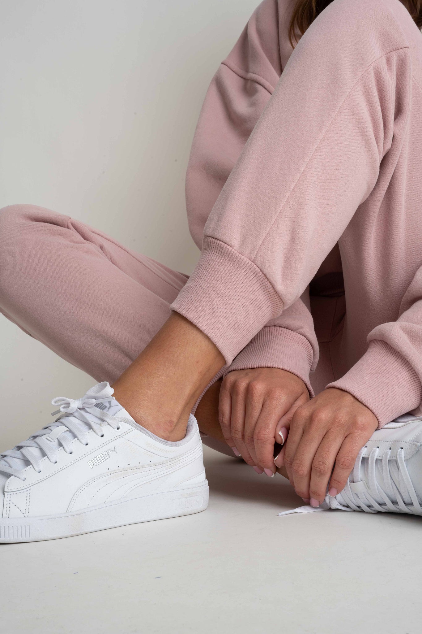 LIGHT PINK JOGGER TROUSERS - BEGERA