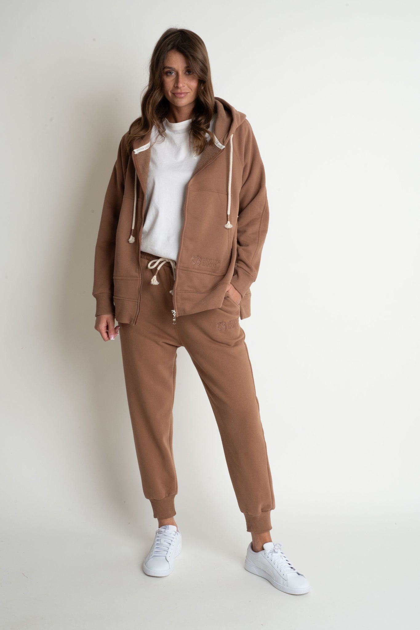 BROWN JOGGER TROUSERS - BEGERA