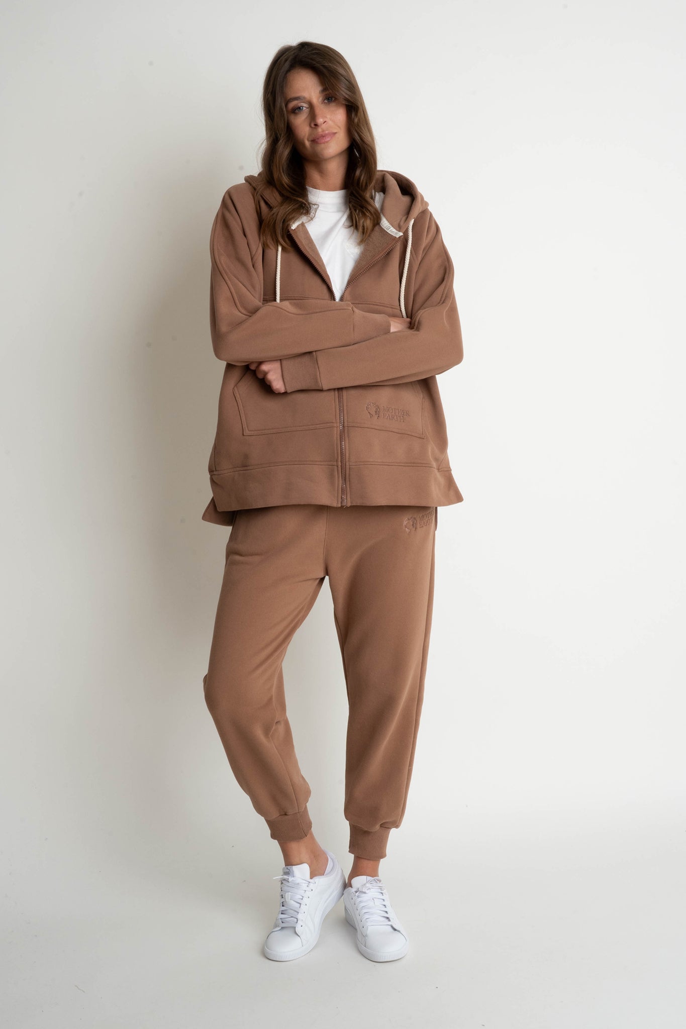 BROWN JOGGER TROUSERS - BEGERA