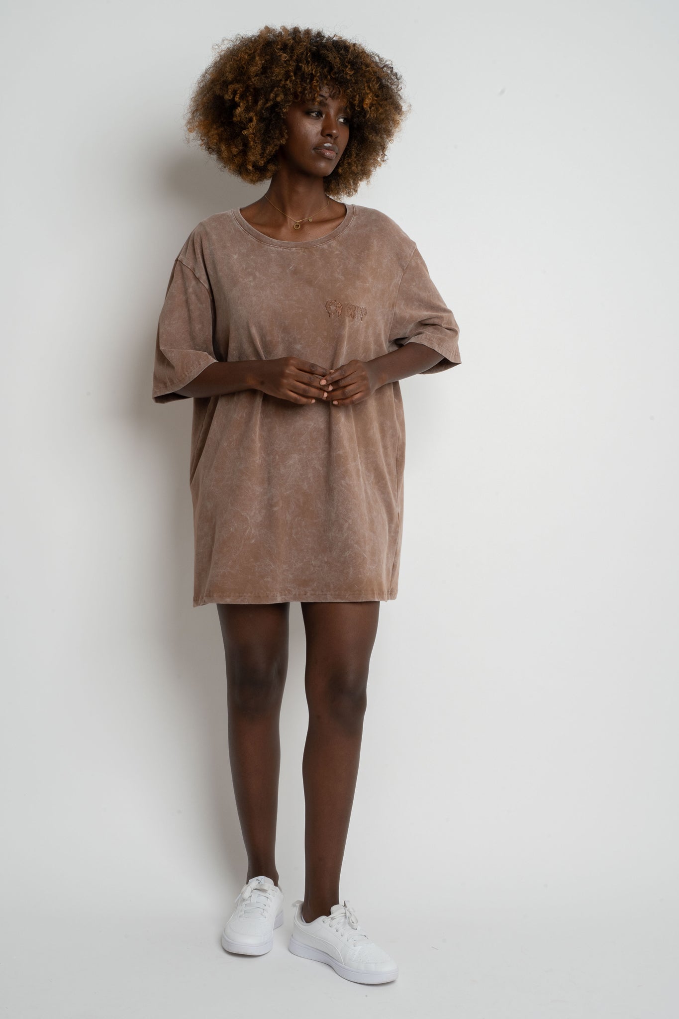 WOMEN'S T-SHIRT WITH WASHED EFFECT, BROWN - ARETE