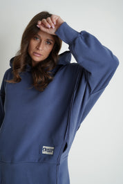 bluza oversize z kapturem.