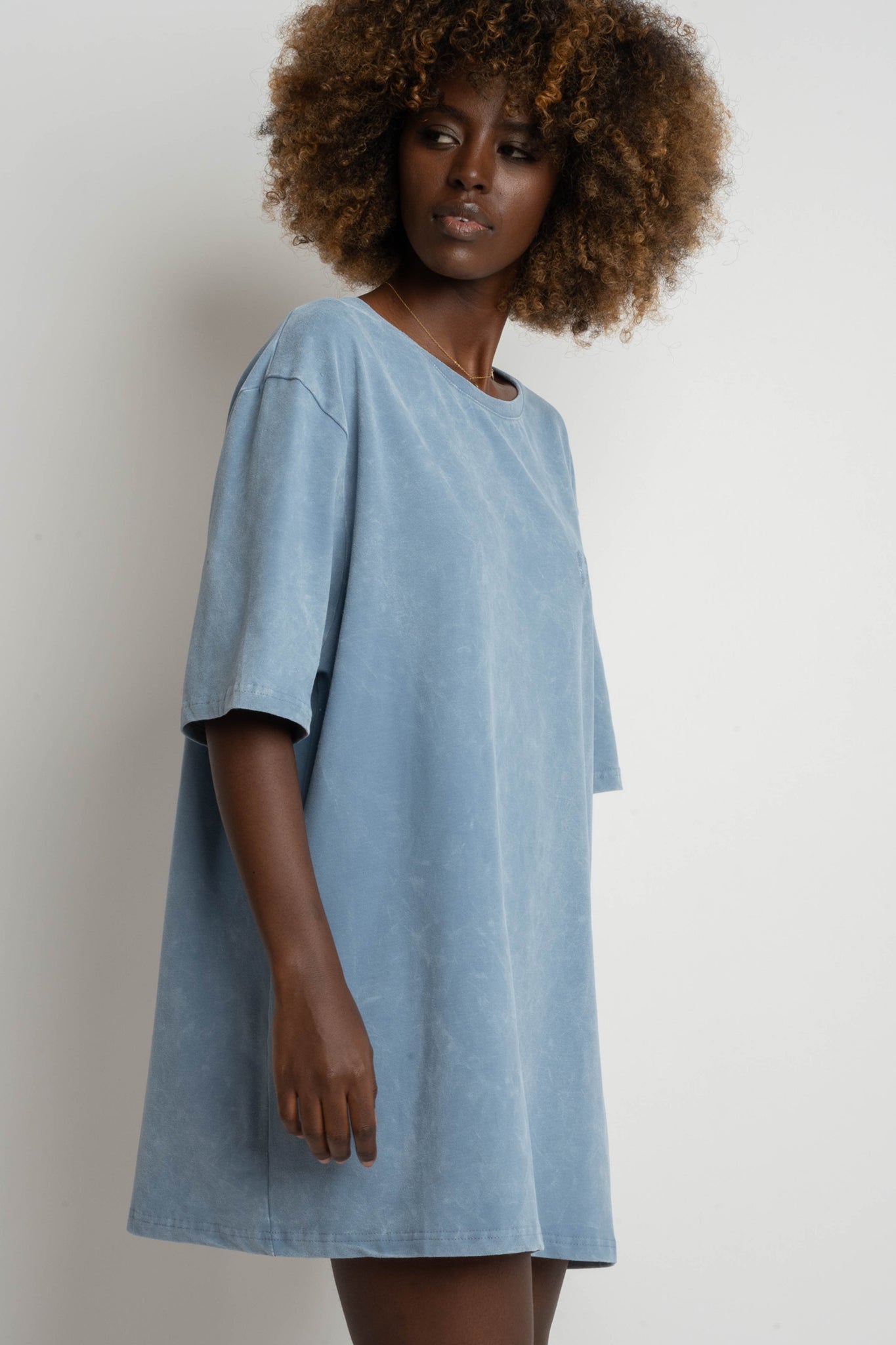 WOMEN'S T-SHIRT WITH WASHED EFFECT, DARK BLUE - ARETE