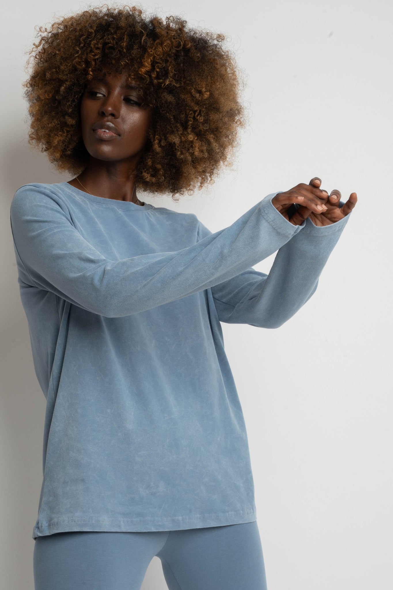 LONG-SLEEVED BLOUSE WITH WASHED EFFECT, DARK BLUE - POLIKSENA