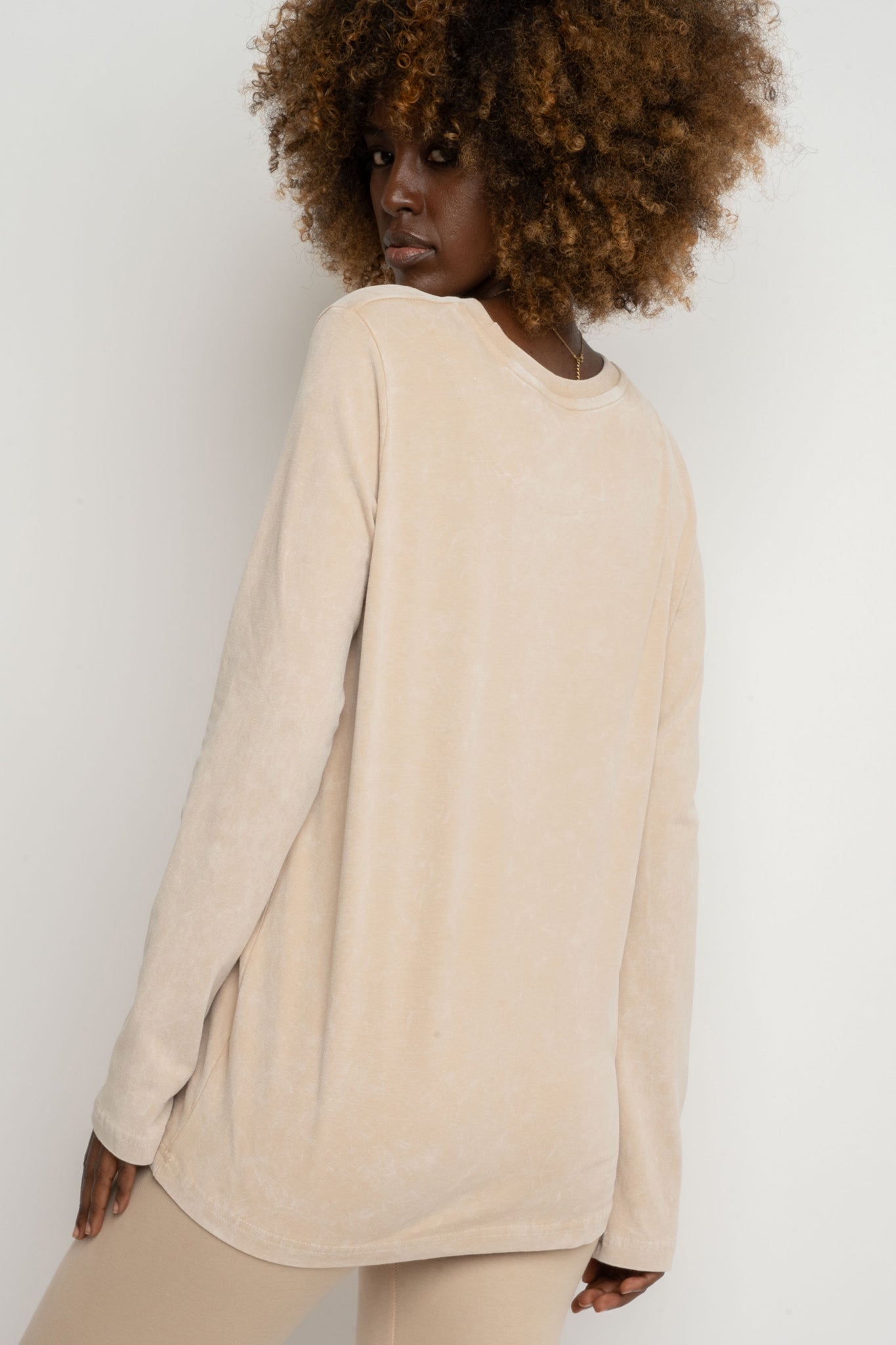 BEIGE WASHED EFFECT LONG-SLEEVE BLOUSE - POLIKSENA