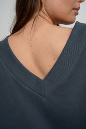 OVERSIZED GRAPHITE V-NECK SWEATSHIRT - BISCOE