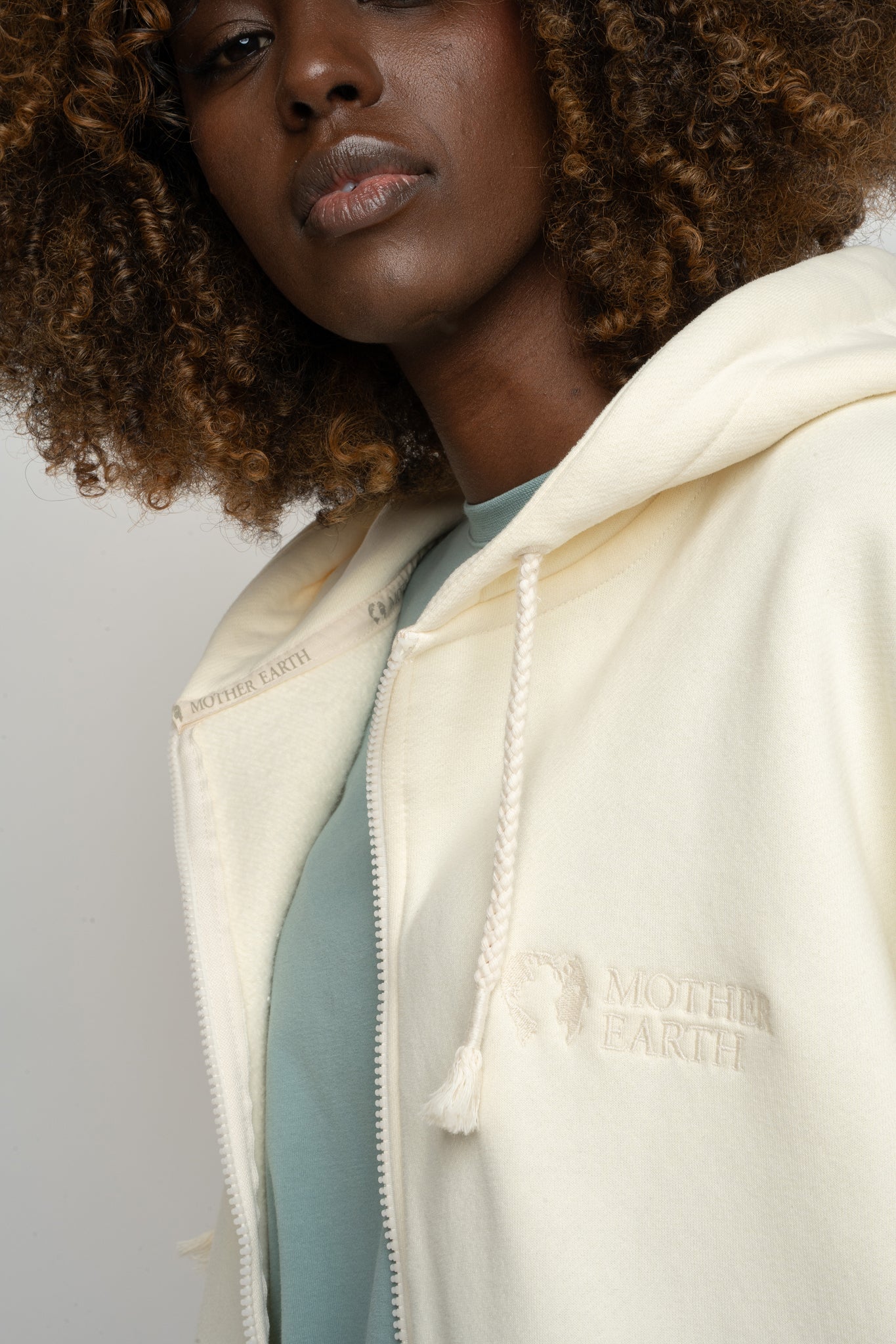 ECRU ZIPPER HOODIE - NIKO