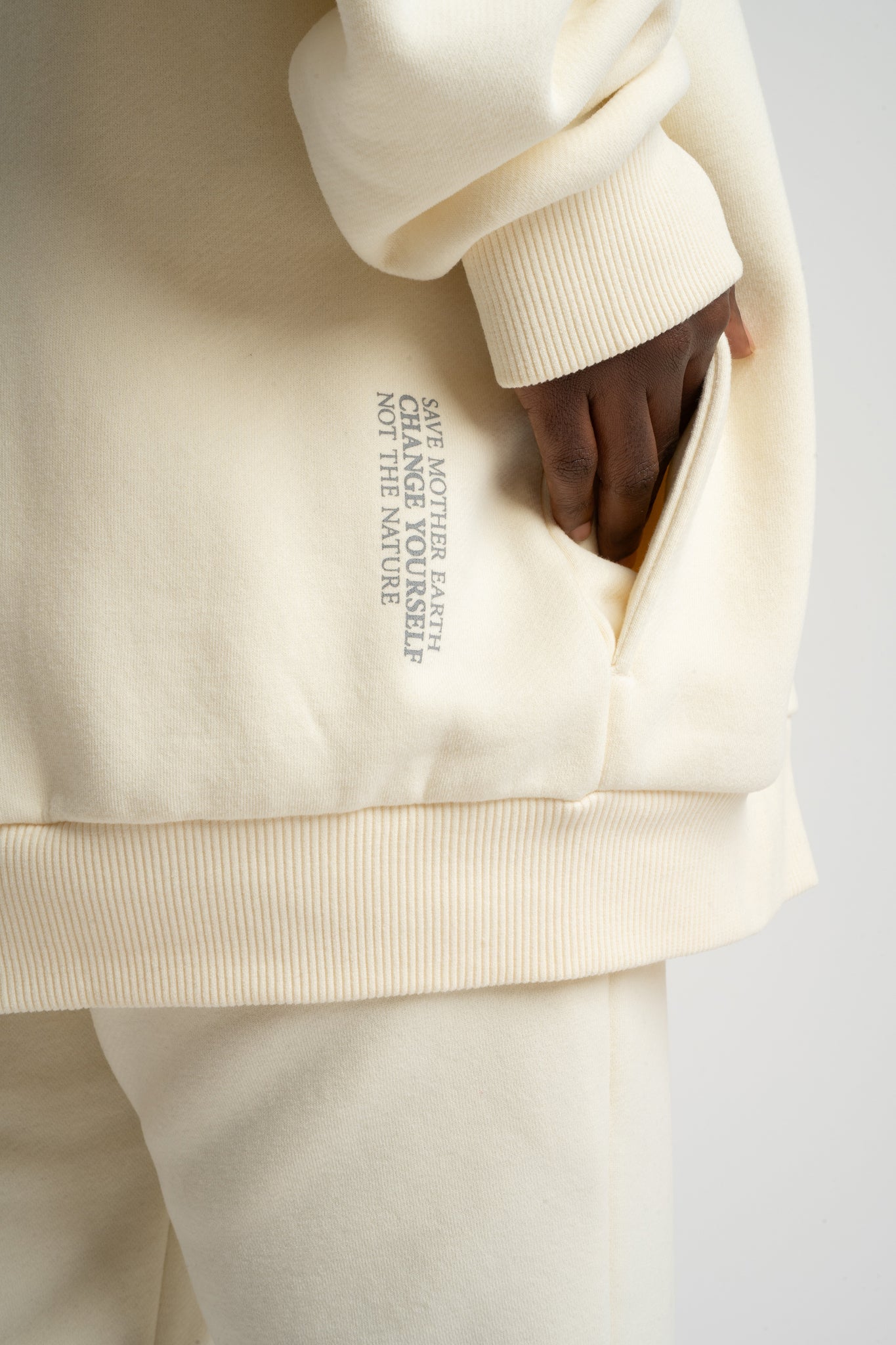 ECRU ZIPPER HOODIE - NIKO