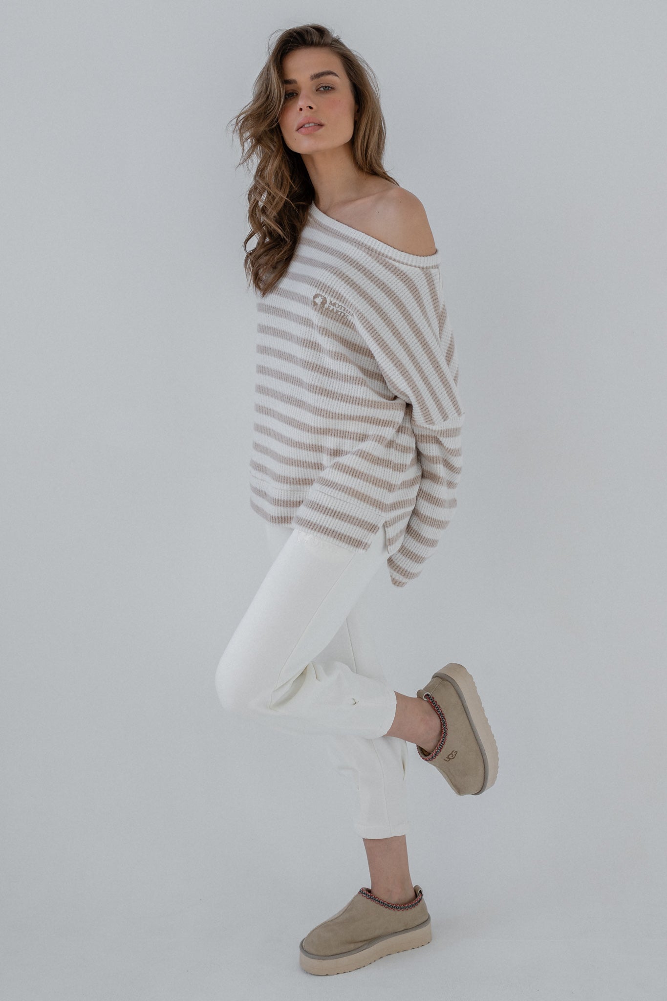 OVERSIZE KNITTED SWEATSHIRT BEIGE CREAM - INFANTA