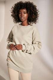 BLUZA TYPU CREWNECK O DŁUŻSZYM KROJU MIĘTOWA - LEWIS