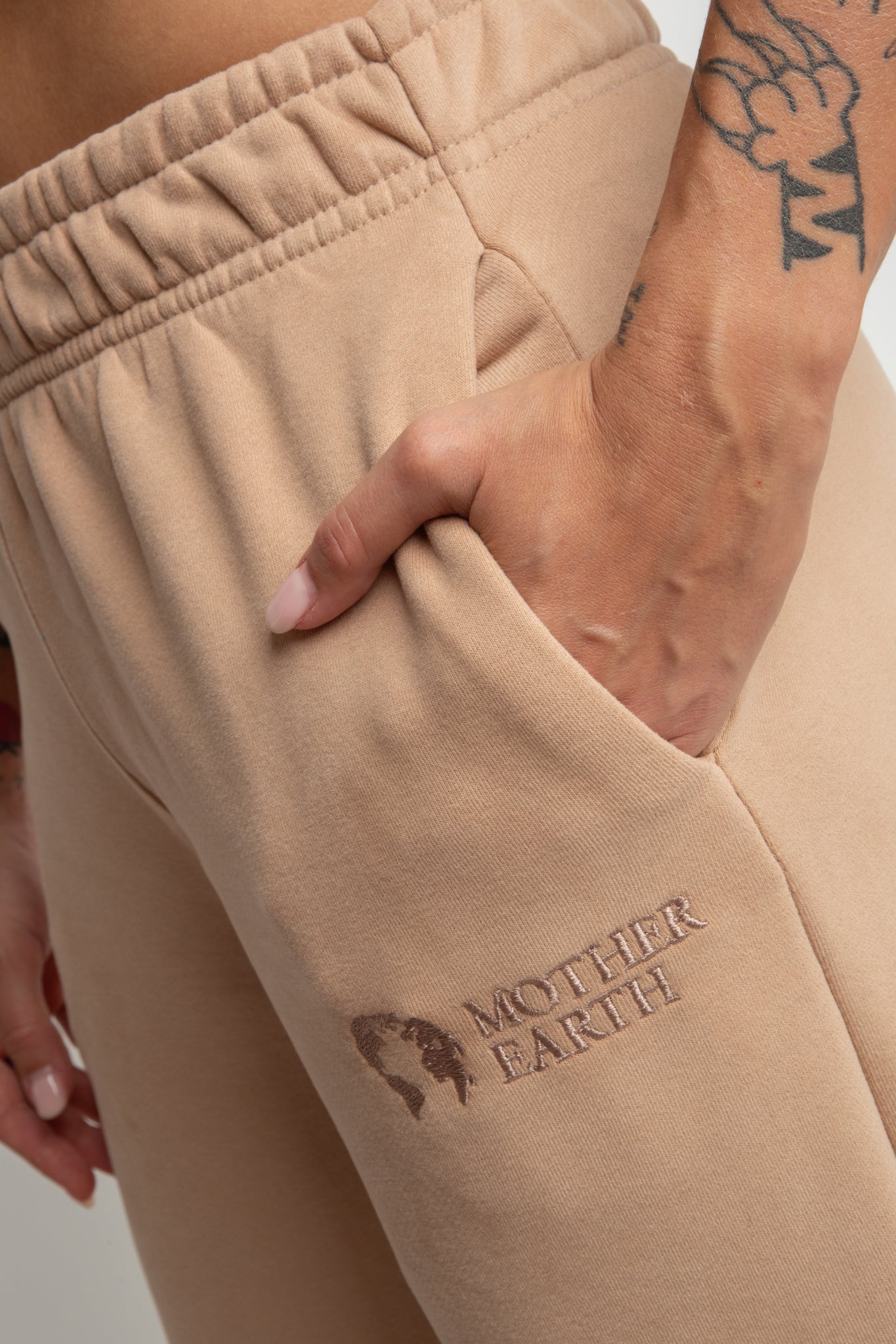 BROWN TAPERED SWEATPANTS - ANACAPA