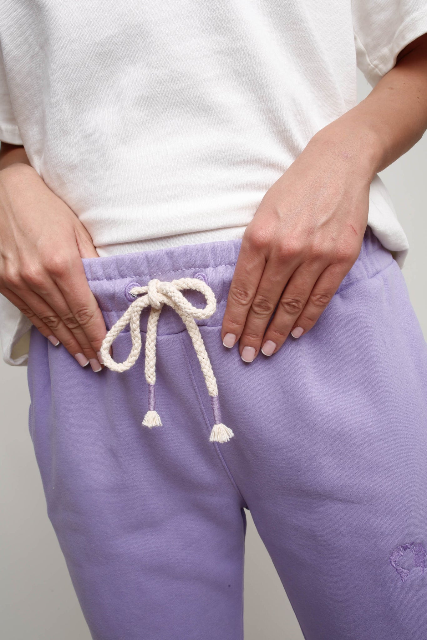 LAVENDER SWEATPANTS - BELINDA