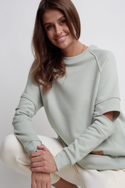 BLUZA TYPU CREWNECK Z PRZESZYCIAMI NA ŁOKCIACH MIĘTOWA - FLINDERS
