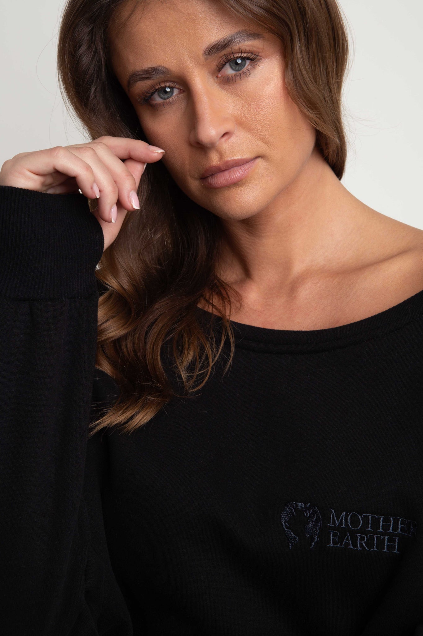 LOOSE FIT BOAT NECK SWEATSHIRT BLACK - DIU