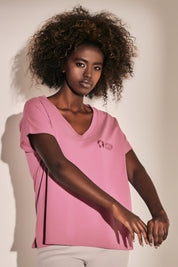 V-NECK T-SHIRT WITH SIDE SLOTS FUCHSIA - PENANG