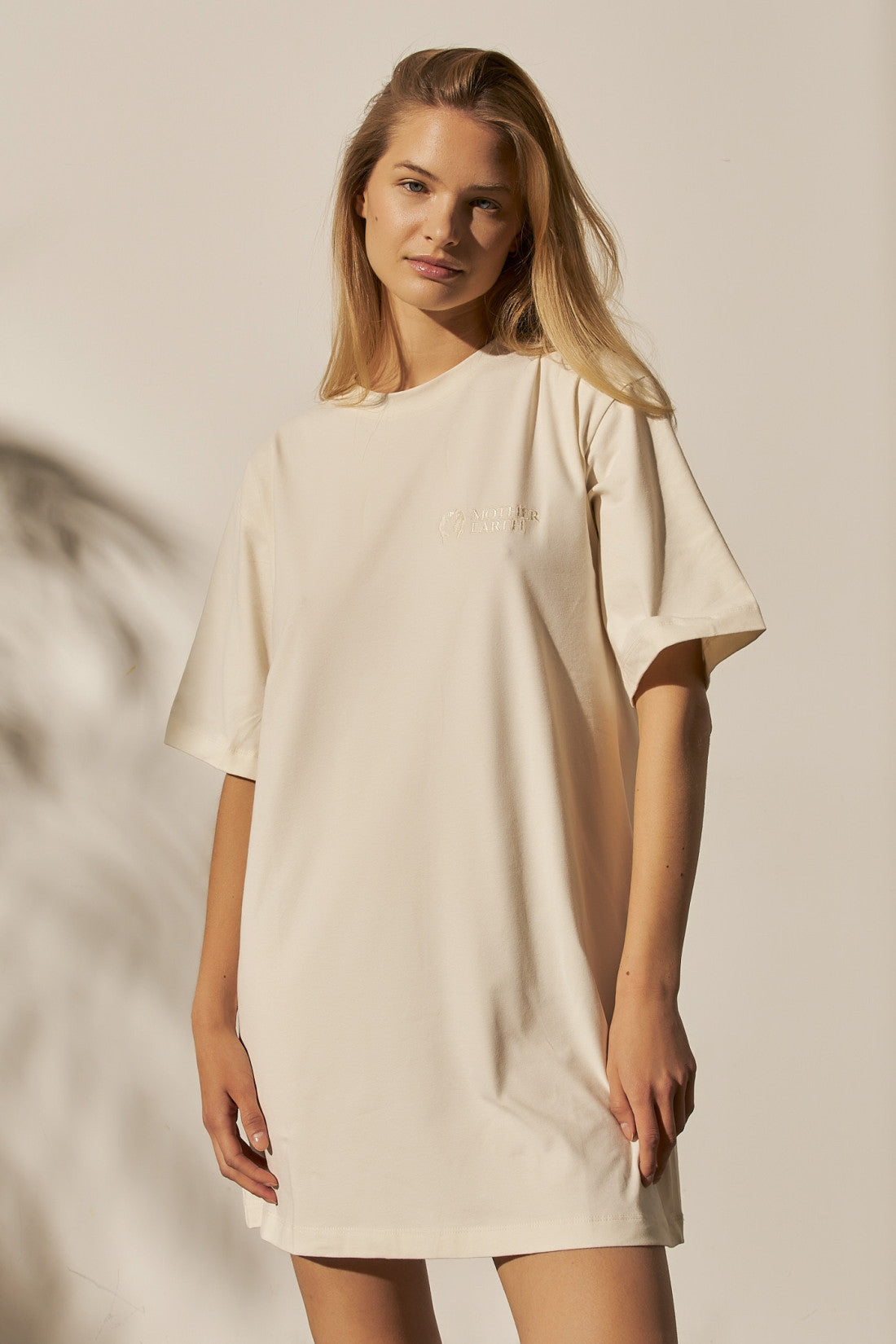 ECRU SHORT SLEEVE DRESS - ZELANDIA