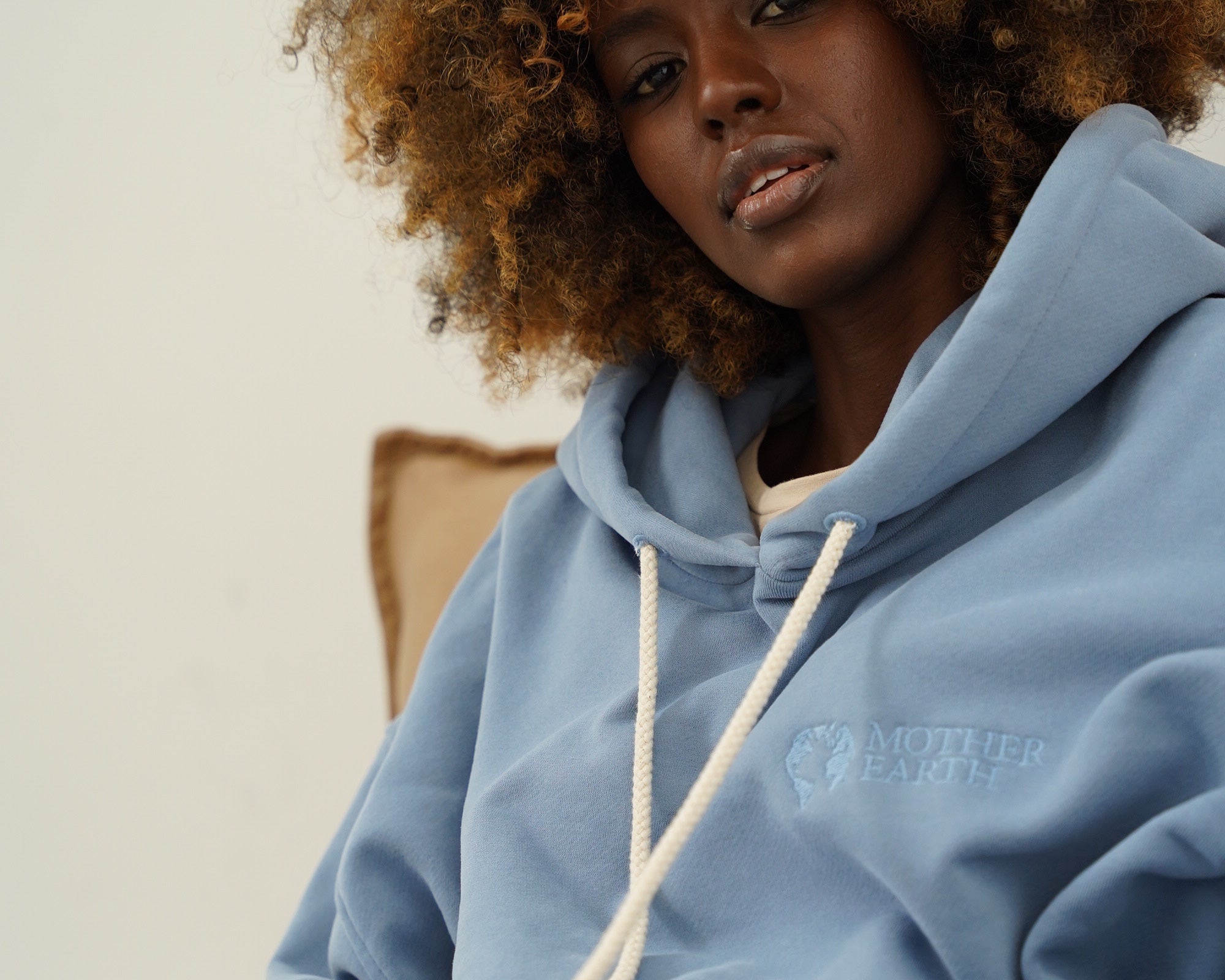 Dopamine Dressing : Kolory, Komfort i Pozytywna Energia