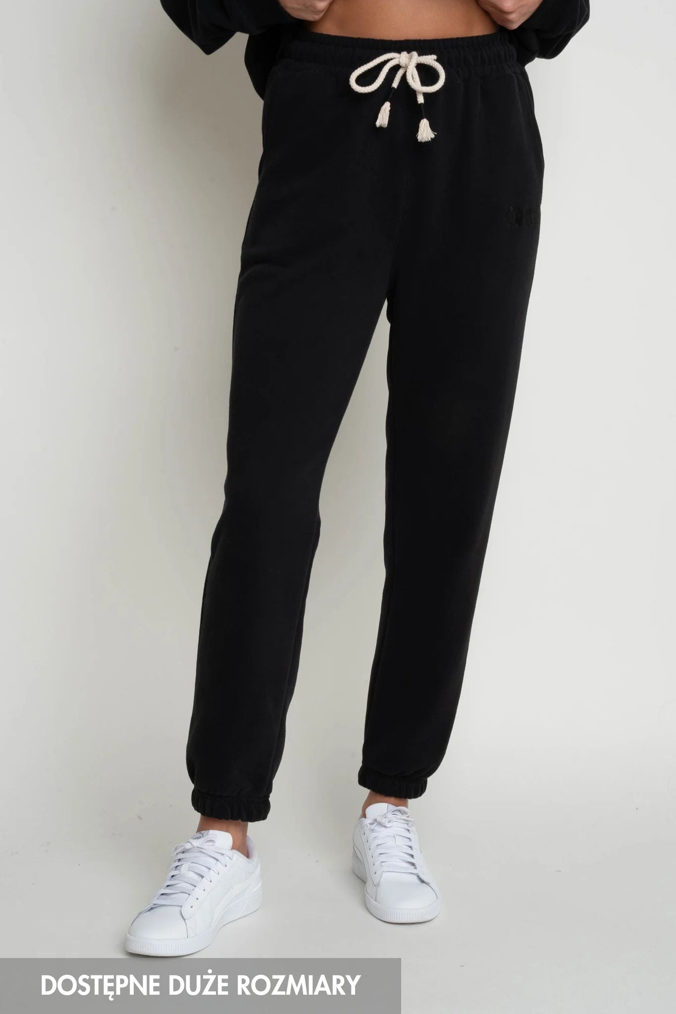 REGULAR FIT BLACK SWEATPANTS - MILOS