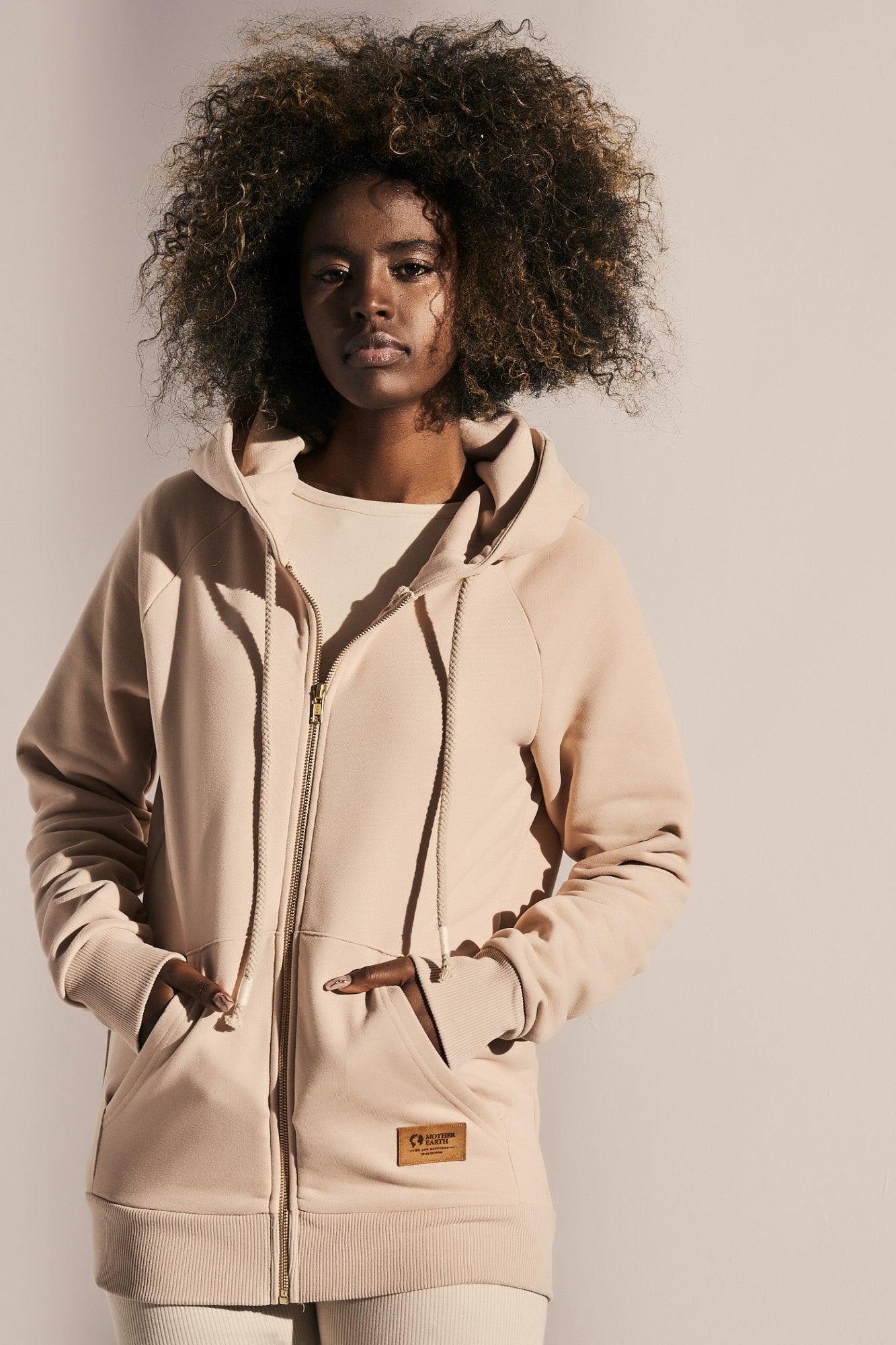 SAND HOODED SWEATSHIRT - SOKATRA